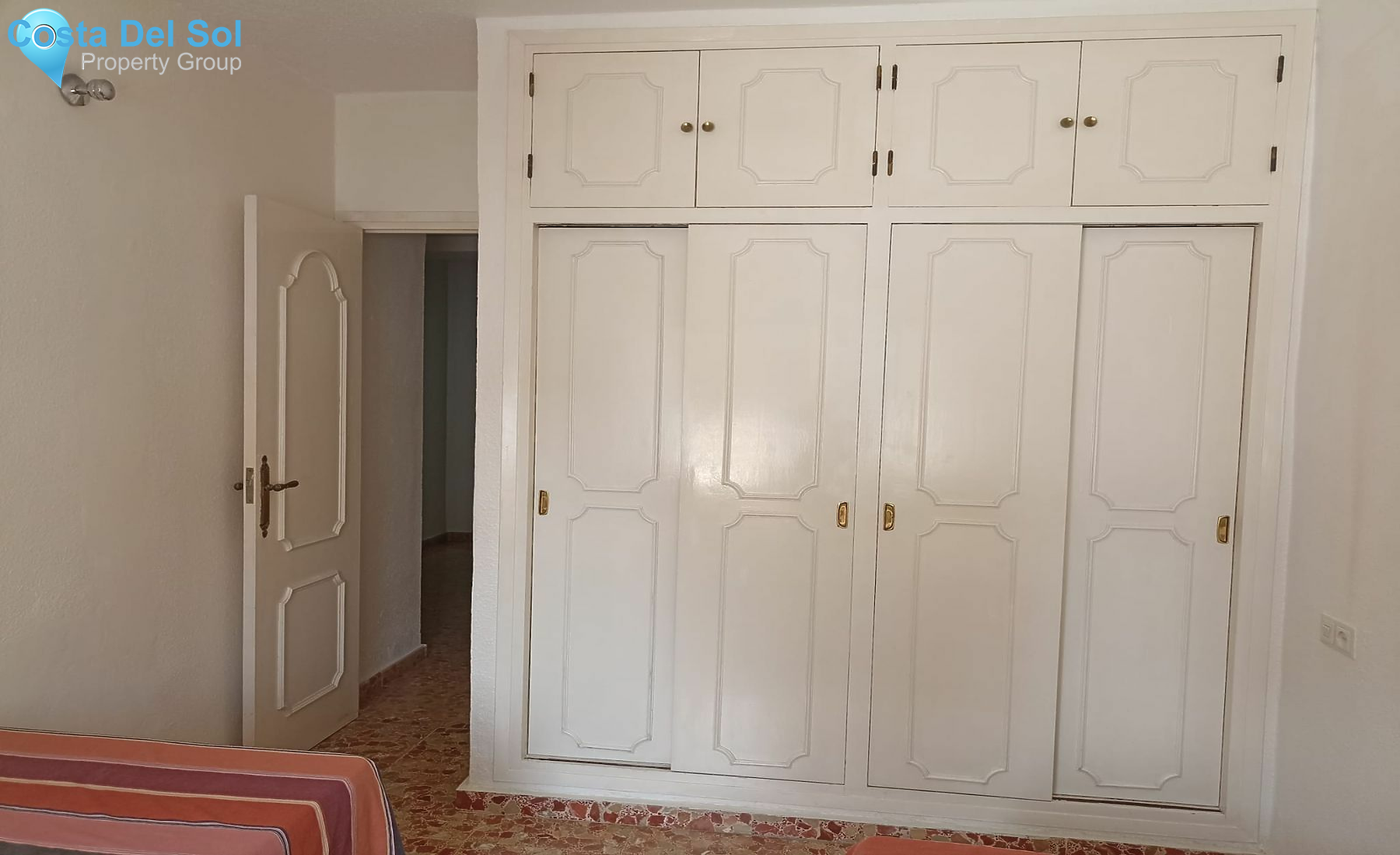 Middle Floor Apartment in Fuengirola-1550120