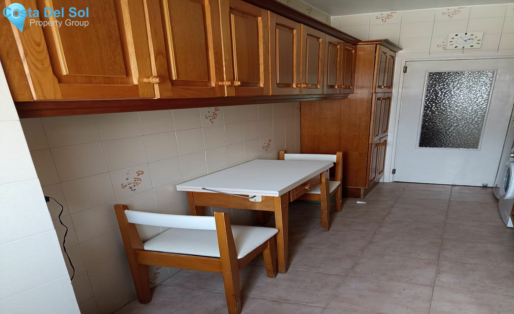 Middle Floor Apartment in Fuengirola-1550113