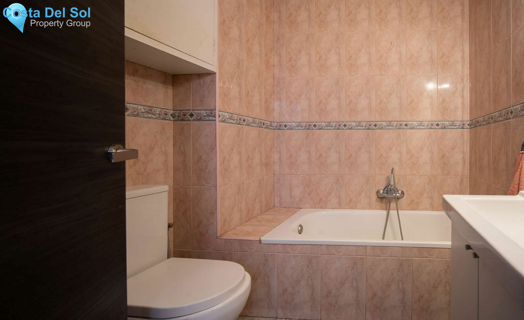 Middle Floor Apartment in Fuengirola-1550748