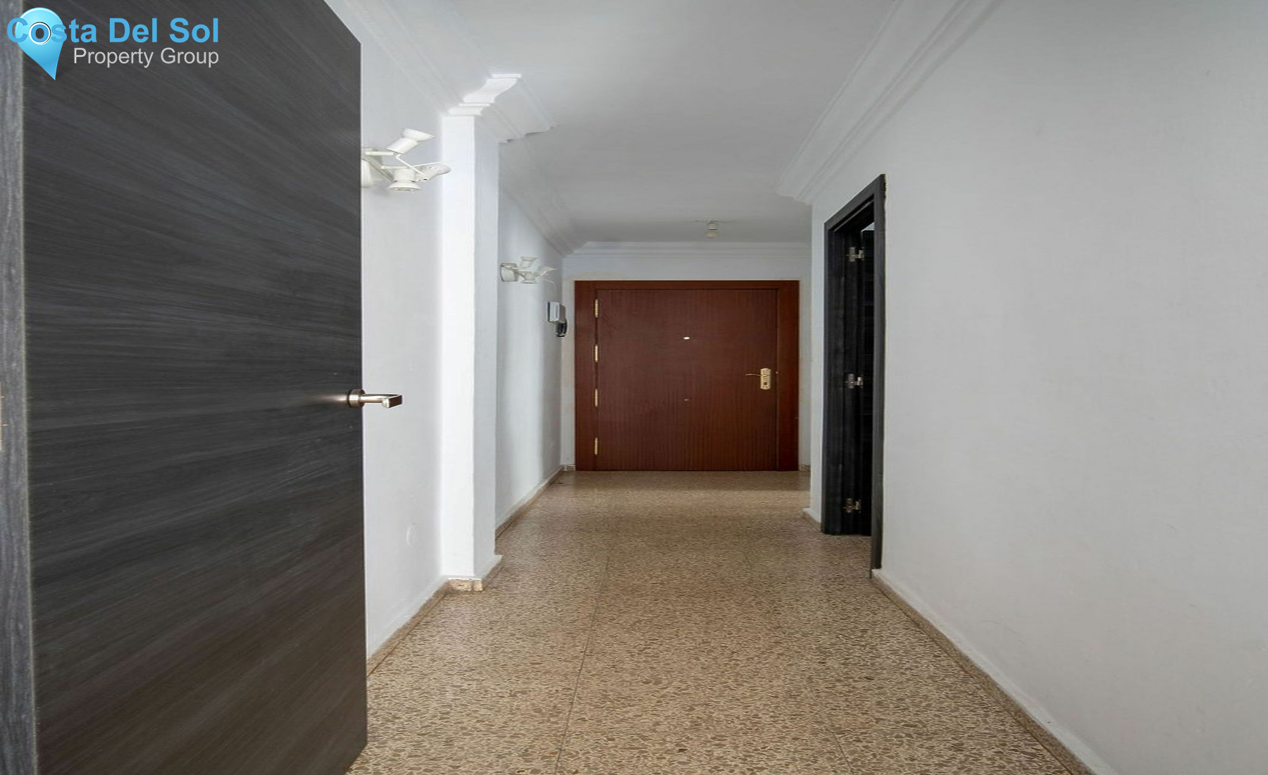 Middle Floor Apartment in Fuengirola-1550746