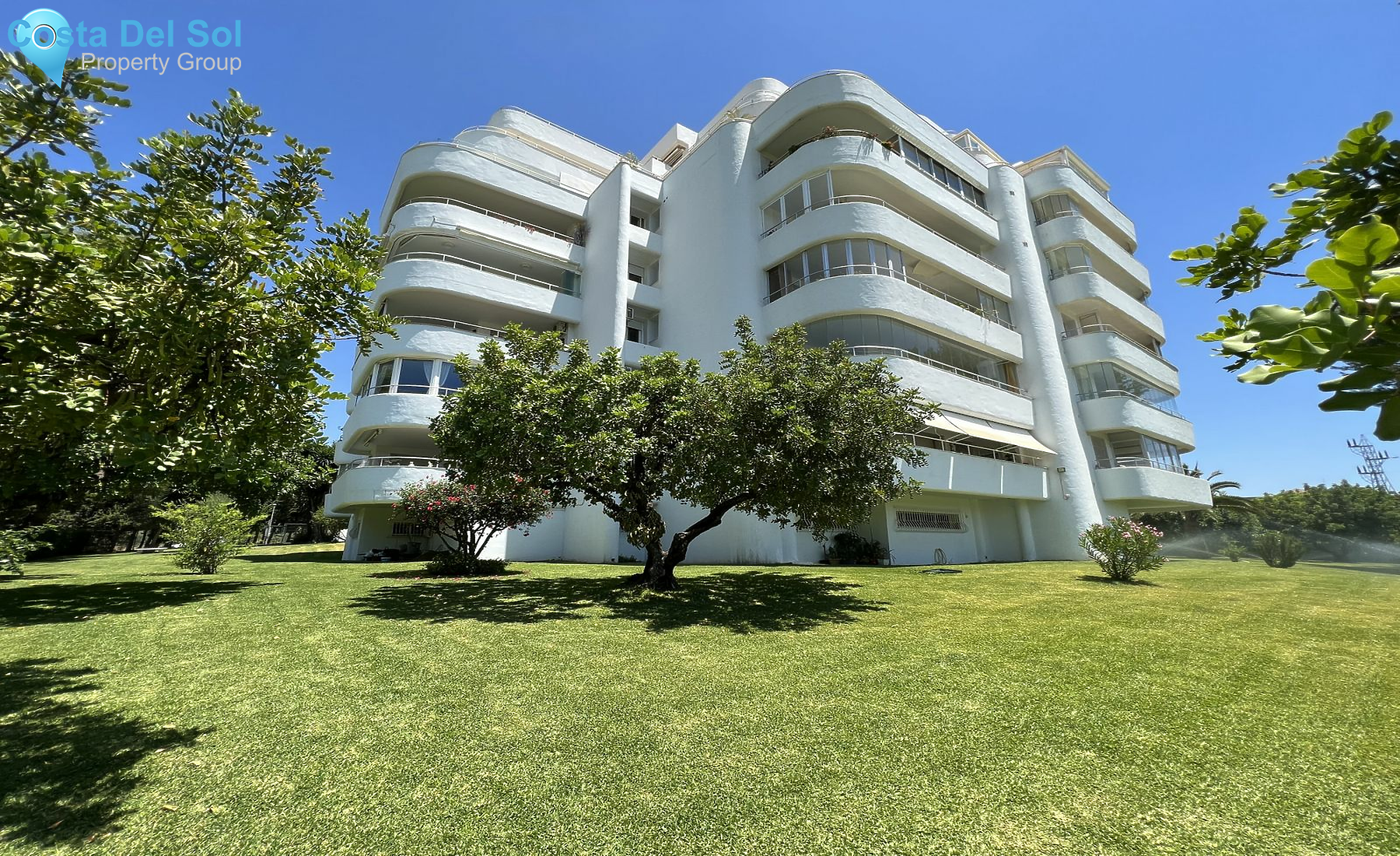 Middle Floor Apartment in Guadalmina Alta