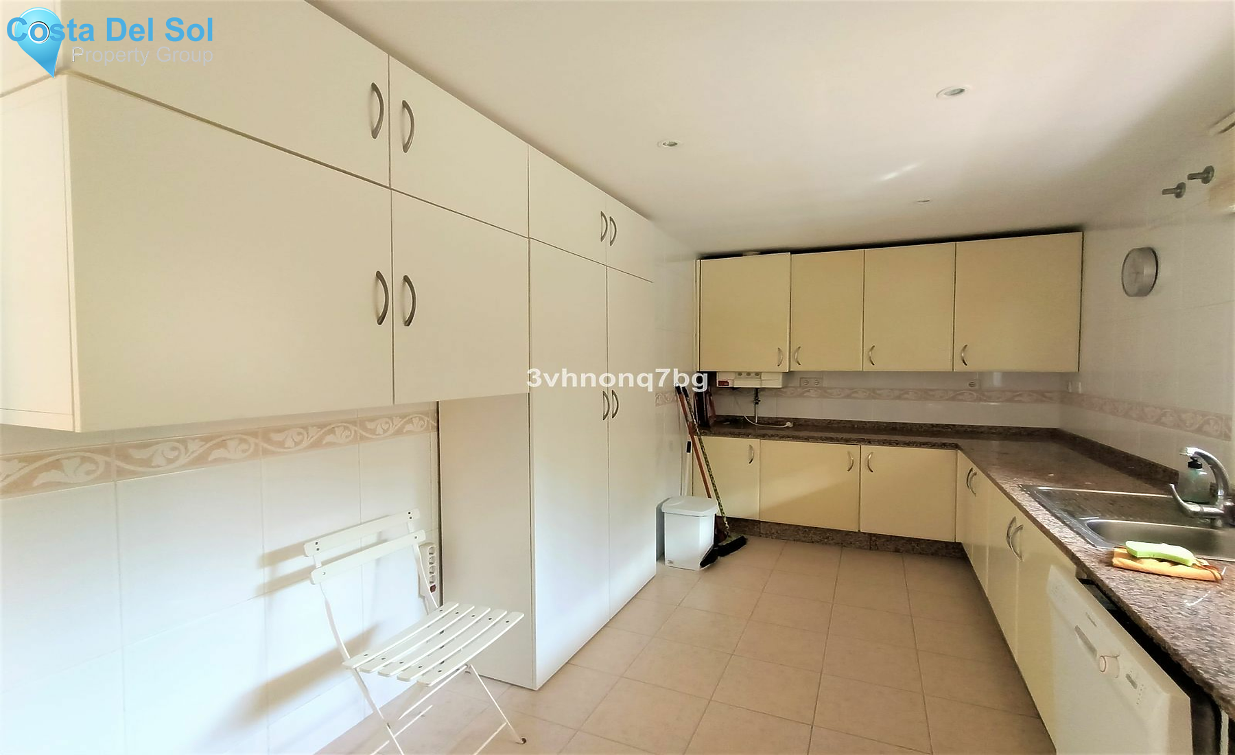 Middle Floor Apartment in Guadalmina Alta-1544728