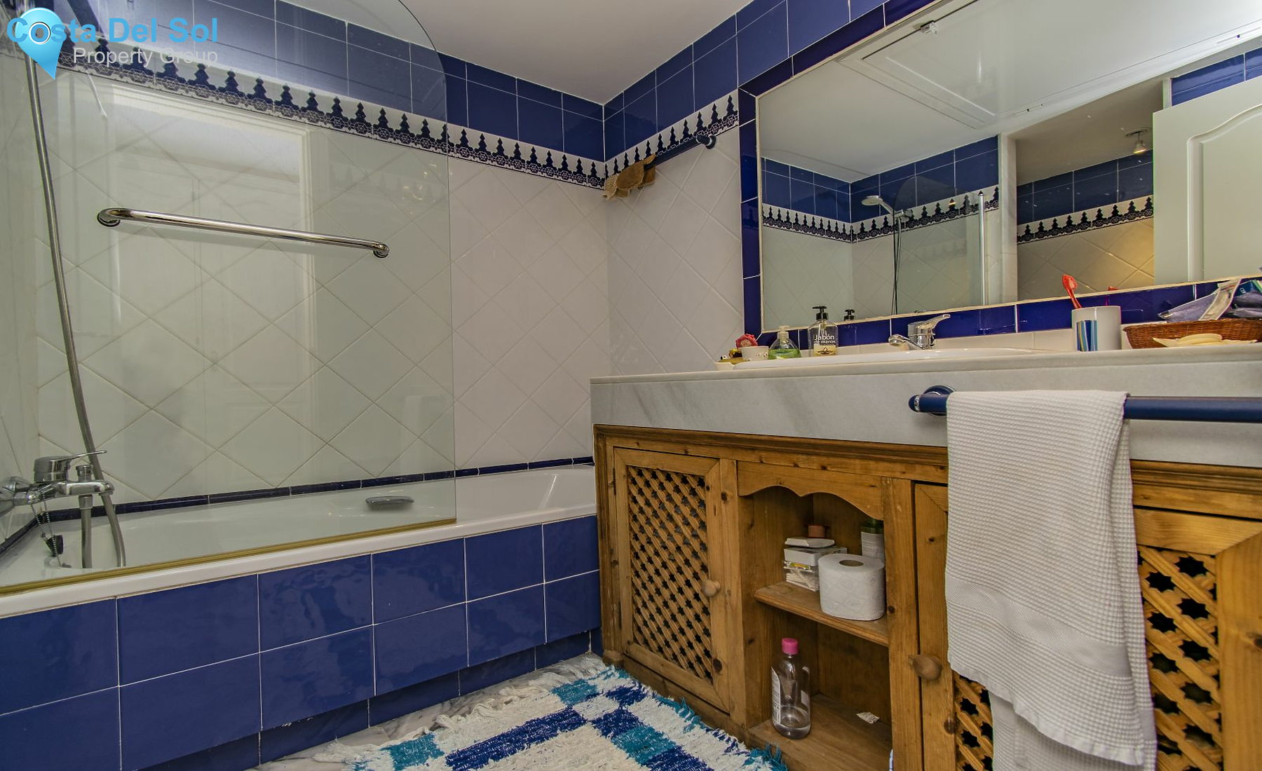 Middle Floor Apartment in Guadalmina Baja-1141011