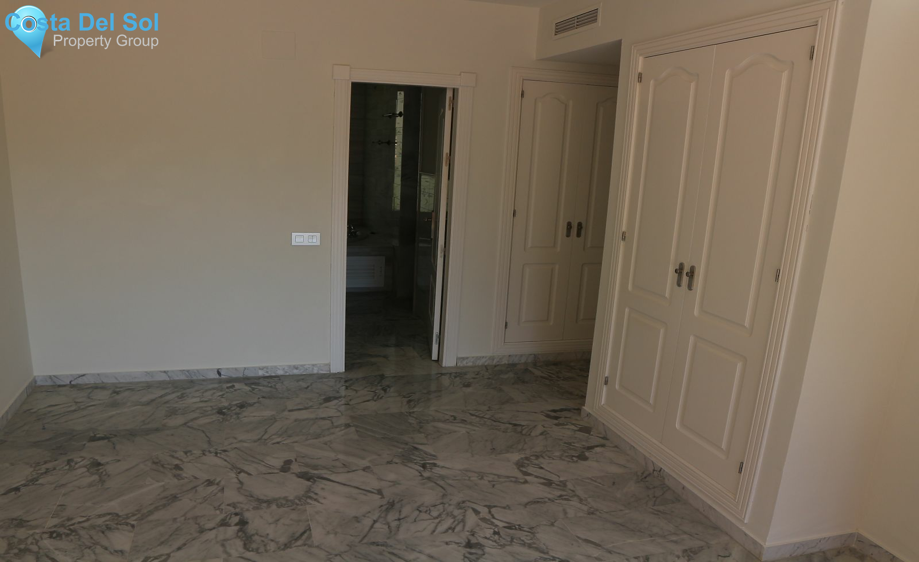 Middle Floor Apartment in Guadalmina Baja-1549604