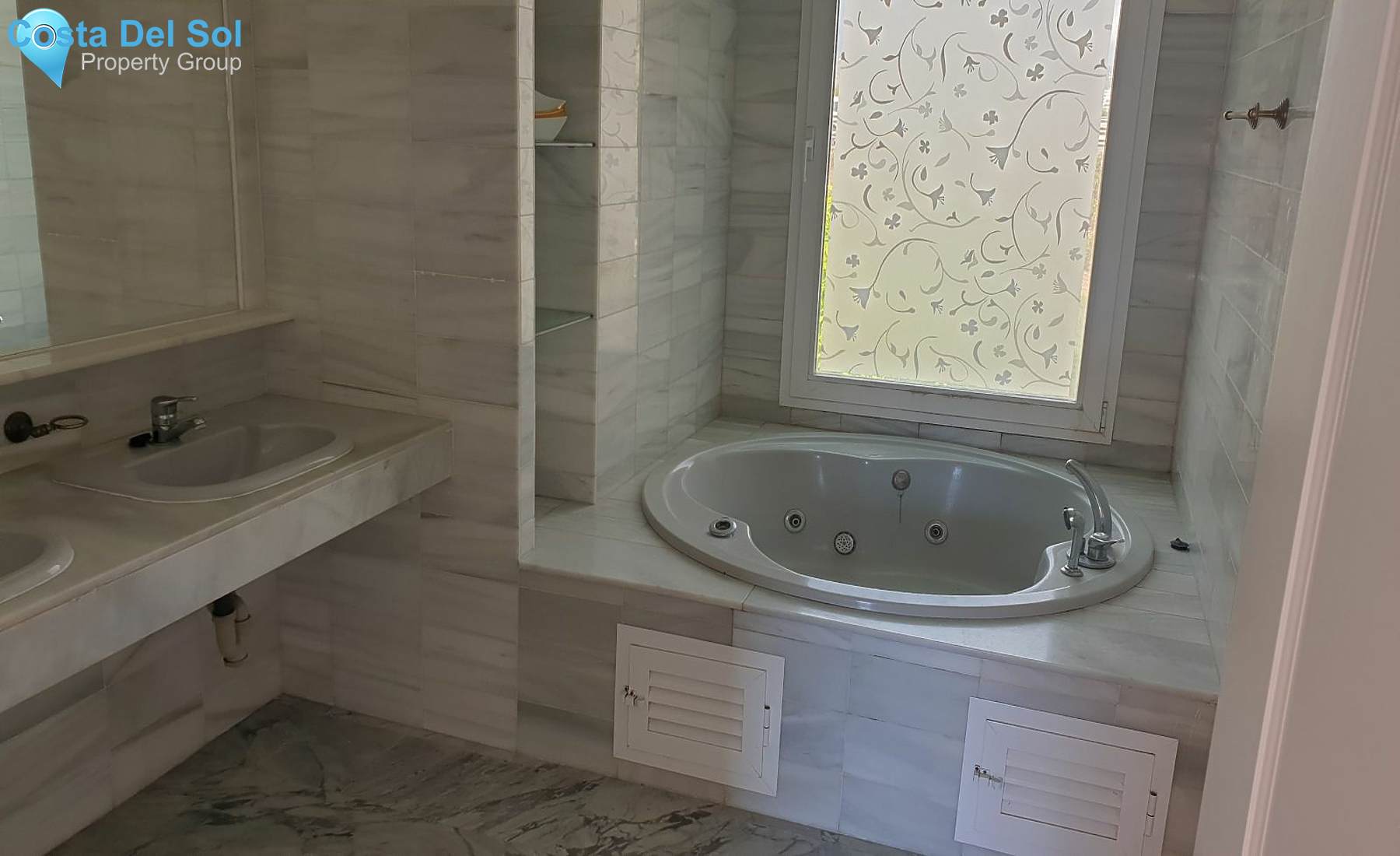 Middle Floor Apartment in Guadalmina Baja-1549605