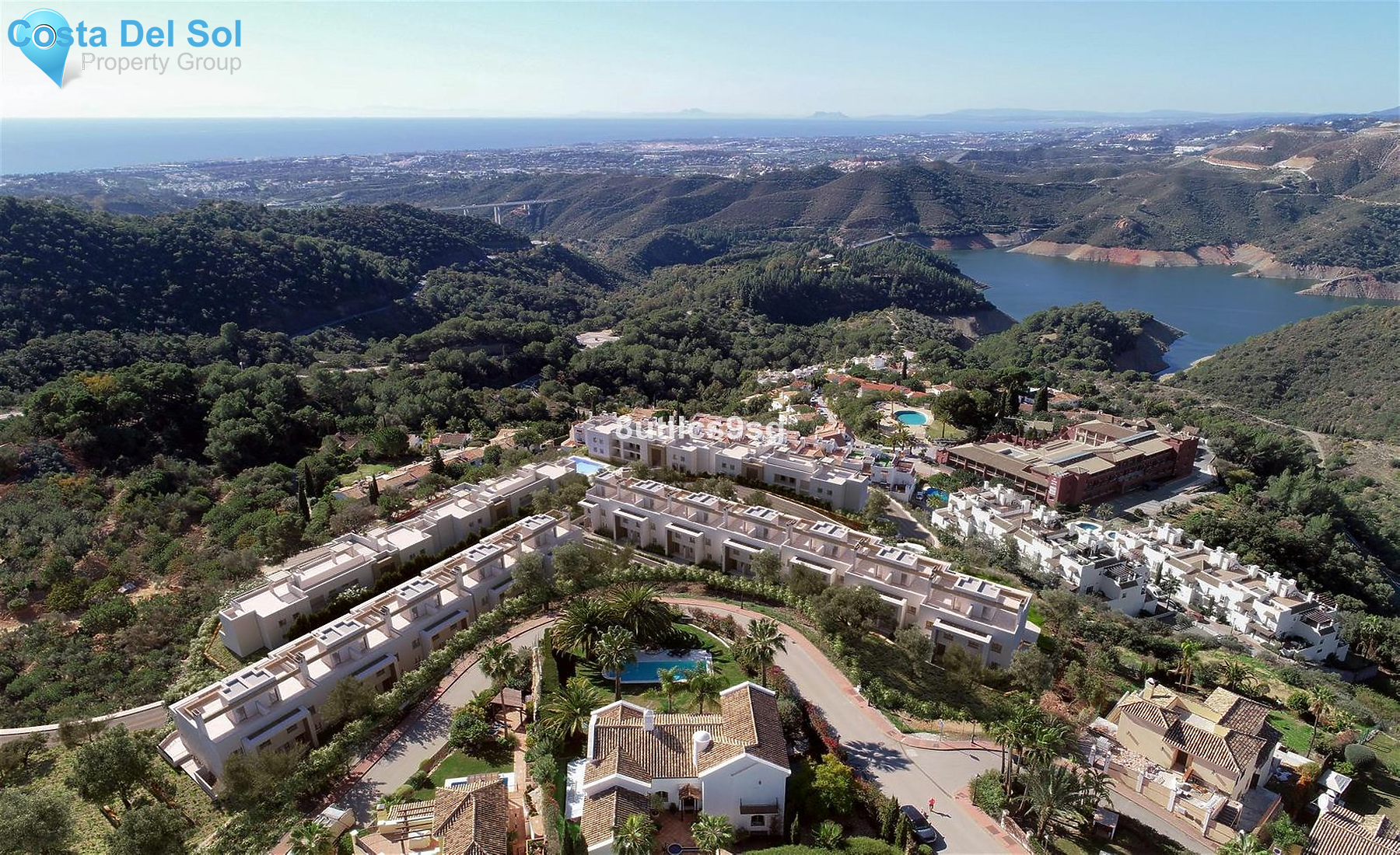 Middle Floor Apartment in Istán-1427875