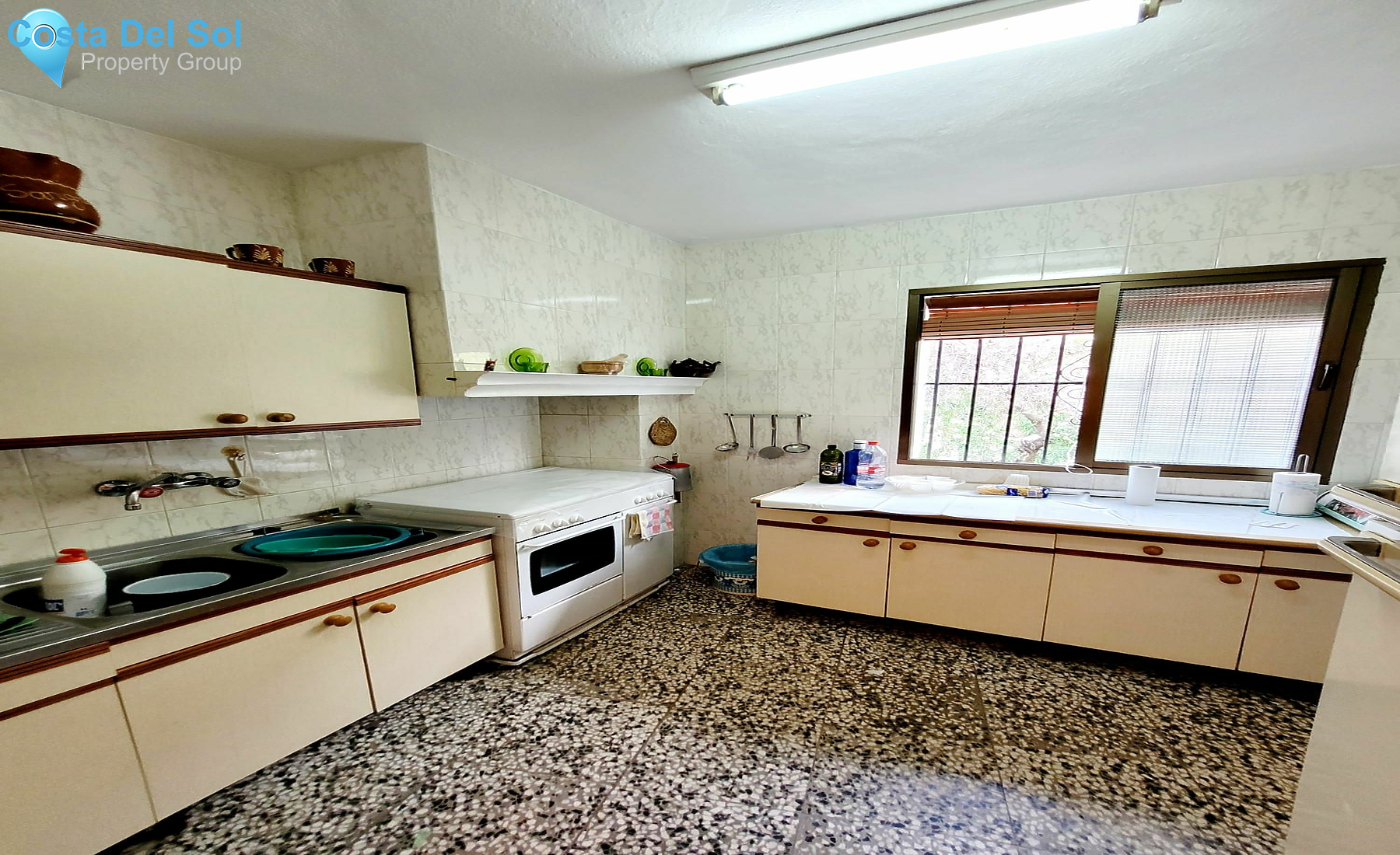 Middle Floor Apartment in Jubrique-1420730