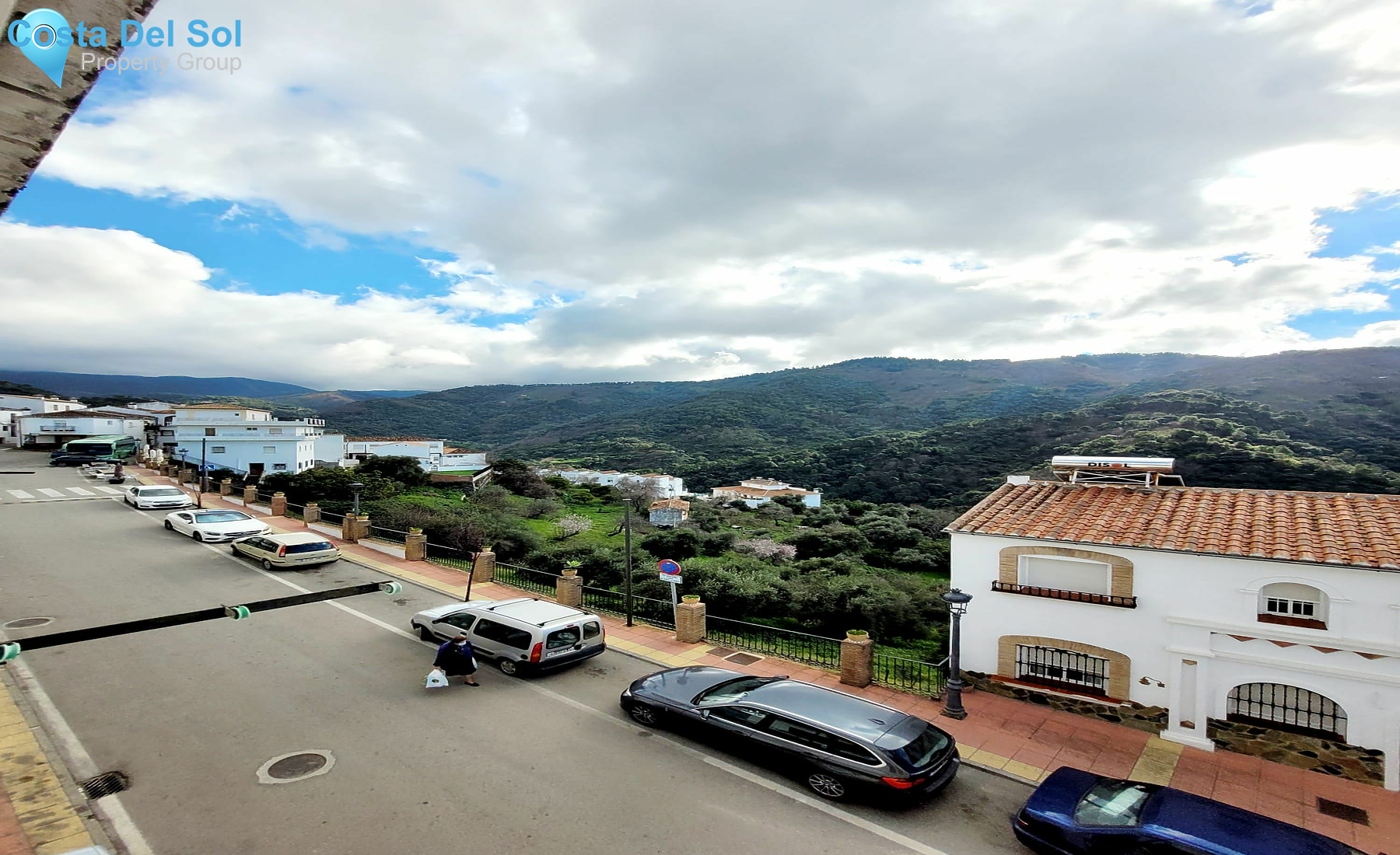 Middle Floor Apartment in Jubrique-1420722