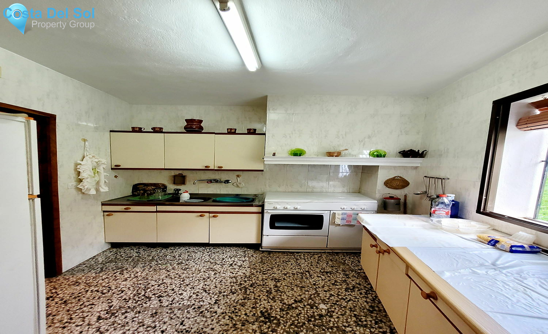 Middle Floor Apartment in Jubrique-1420727