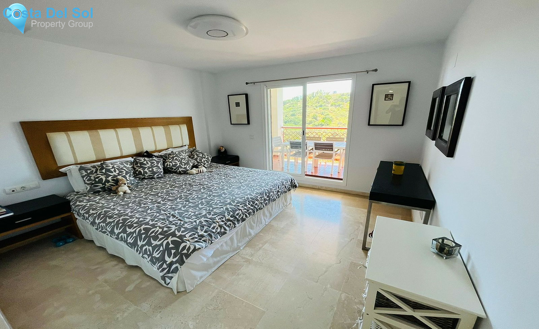 Middle Floor Apartment in La Alcaidesa-1462849