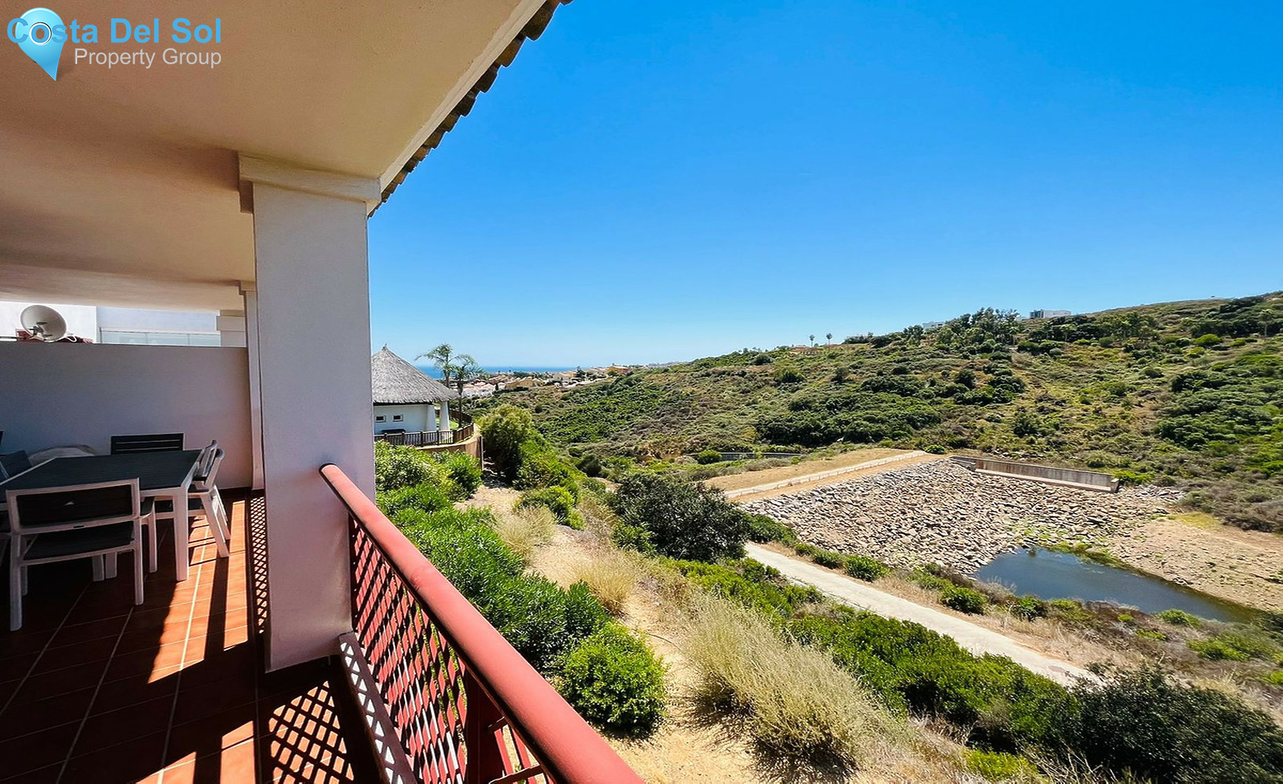 Middle Floor Apartment in La Alcaidesa-1462850