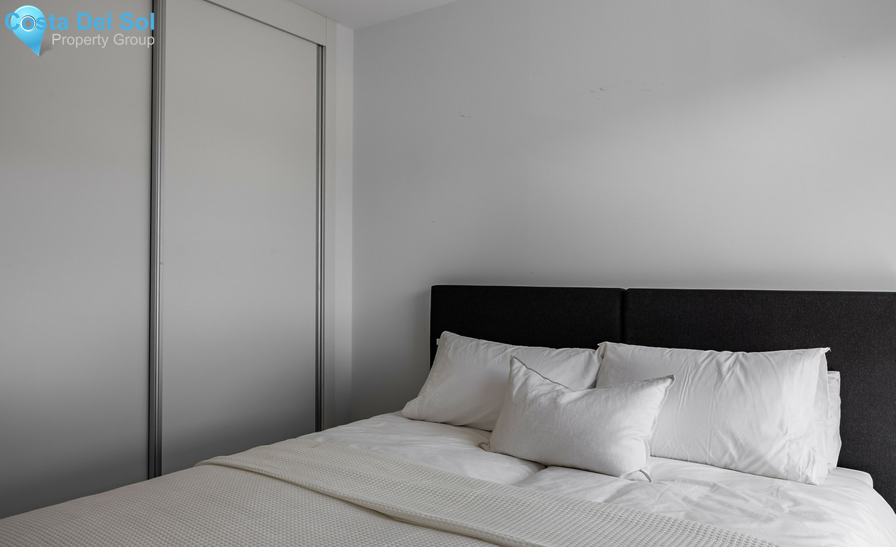 Middle Floor Apartment in La Cala de Mijas-1240953
