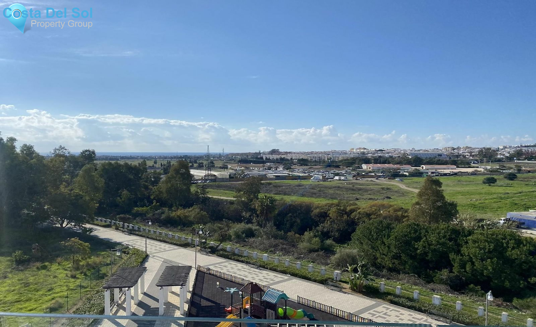 Middle Floor Apartment in La Campana