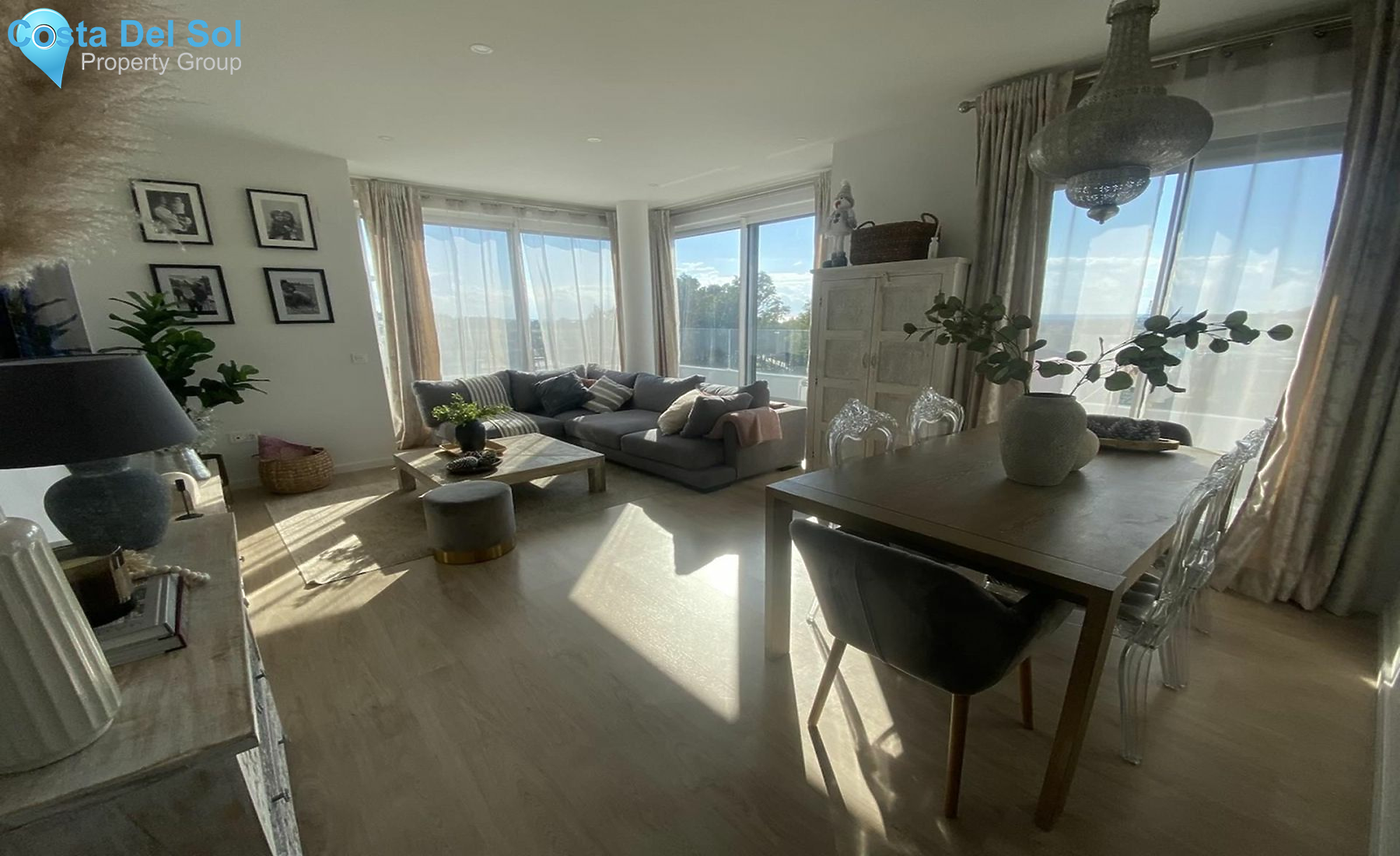 Middle Floor Apartment in La Campana-1221058