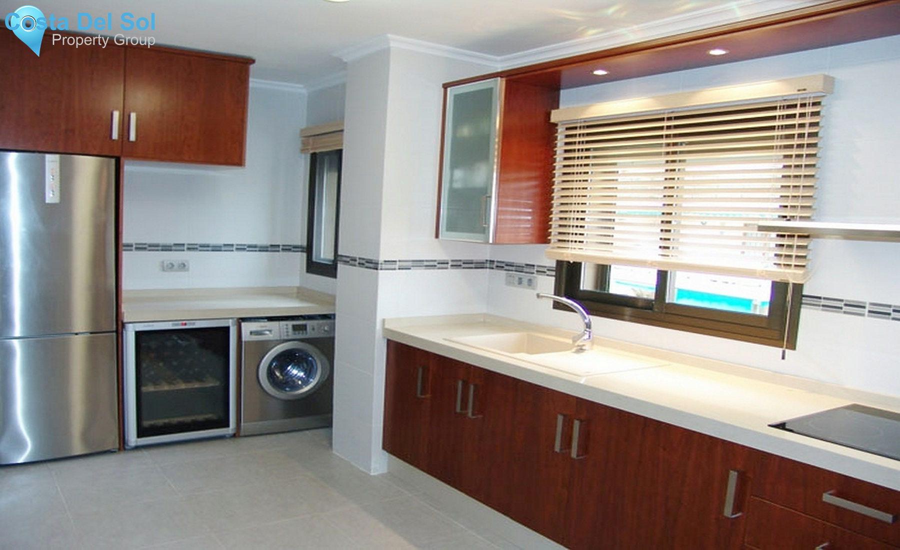 Middle Floor Apartment in La Carihuela-1294562