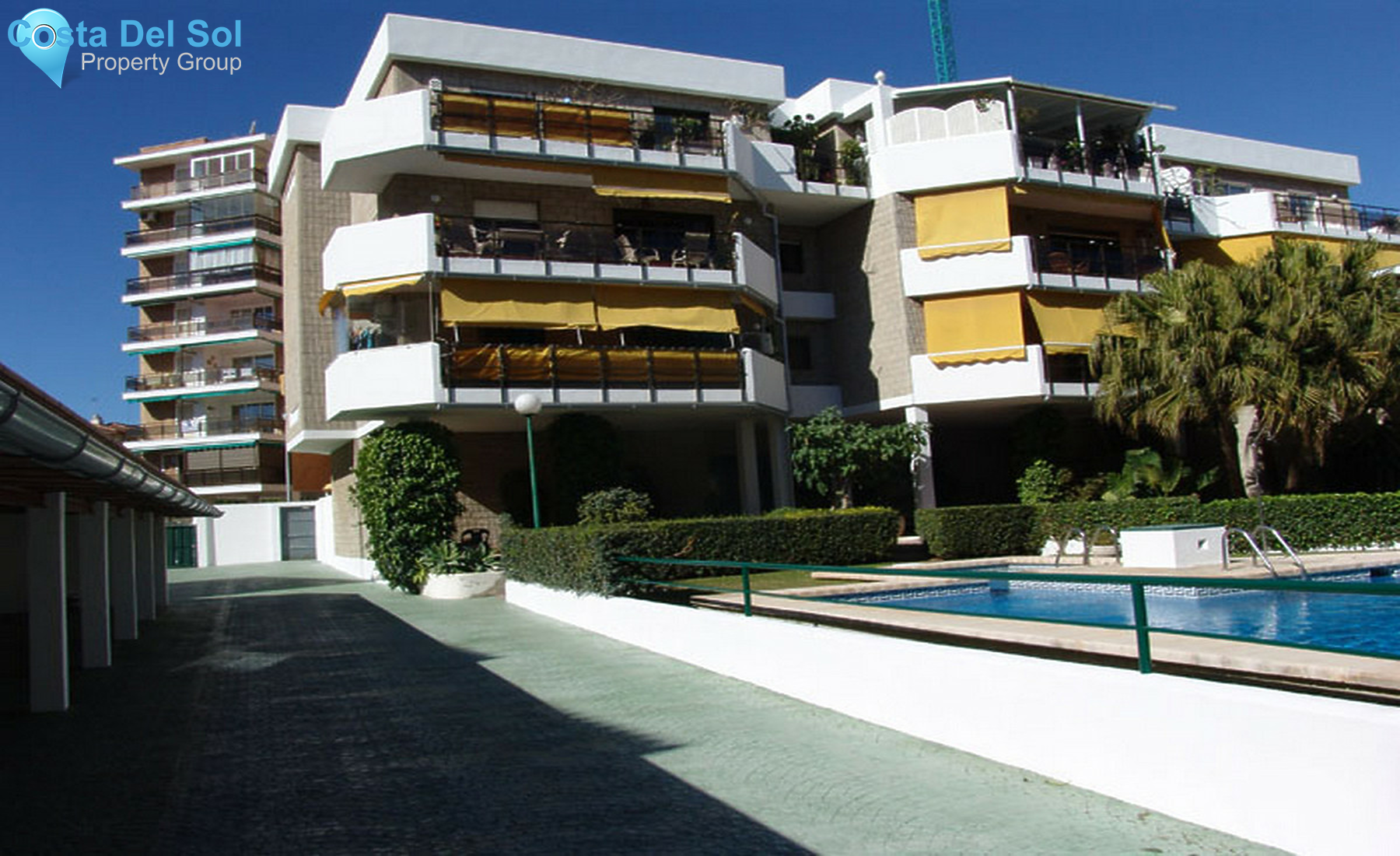 Middle Floor Apartment in La Carihuela-1294548