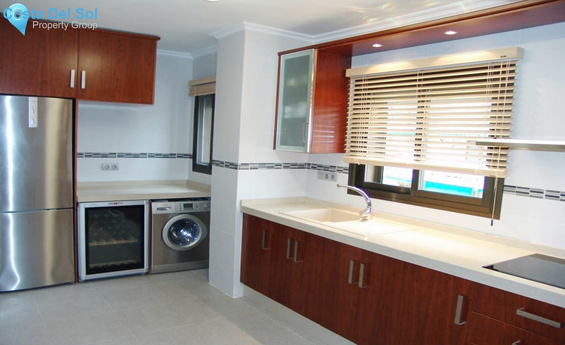 Middle Floor Apartment in La Carihuela-1492528