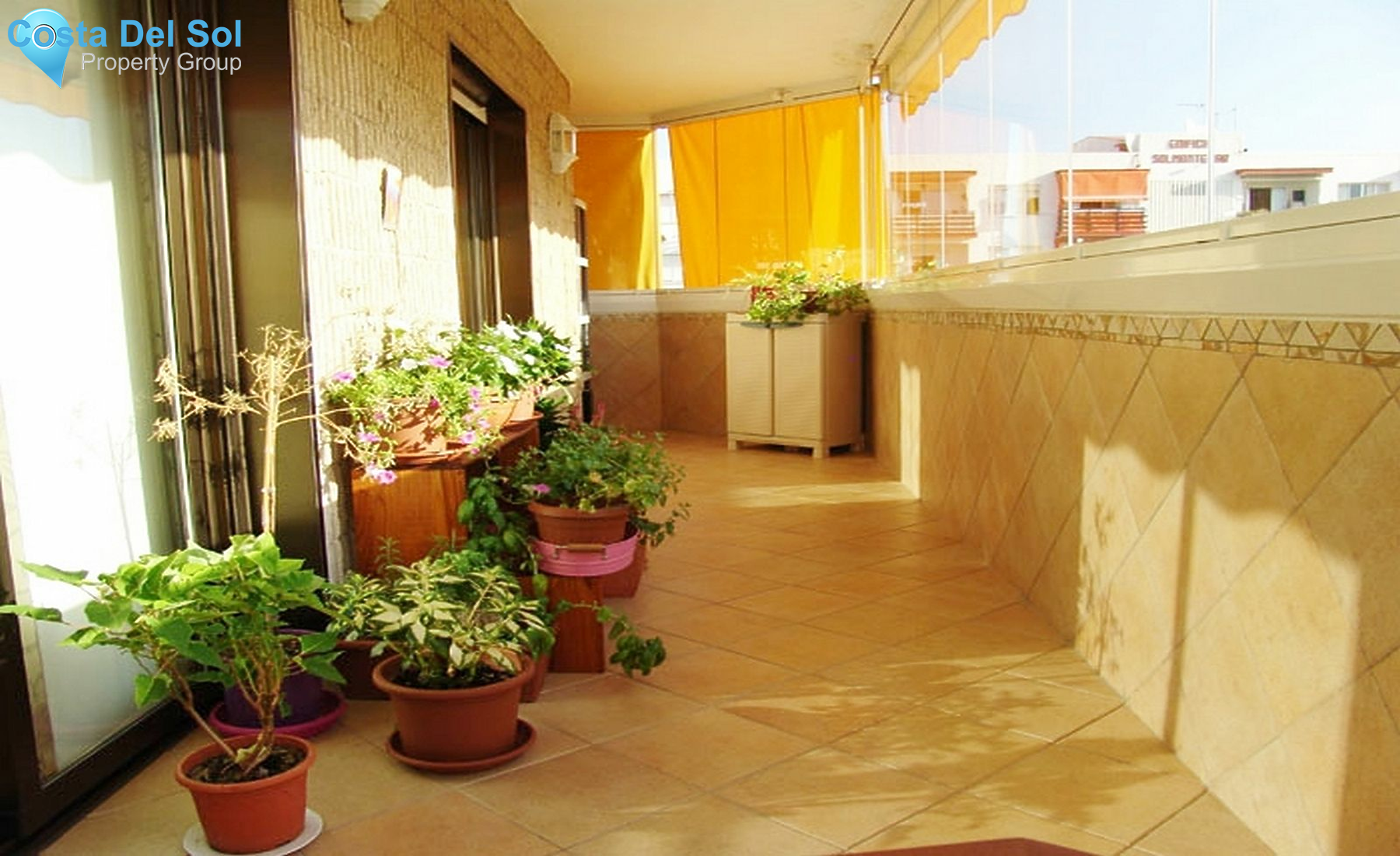 Middle Floor Apartment in La Carihuela-1492517