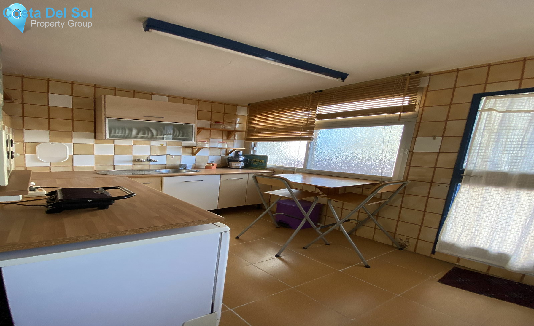 Middle Floor Apartment in La Concha de Malaga-1228143