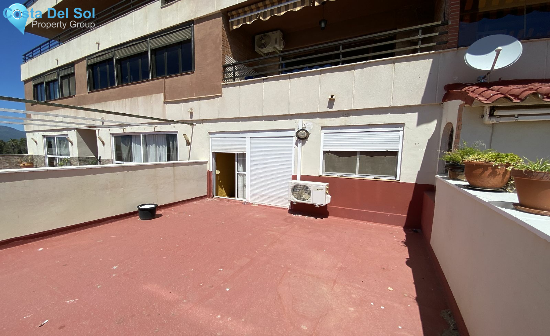 Middle Floor Apartment in La Concha de Malaga-1228159