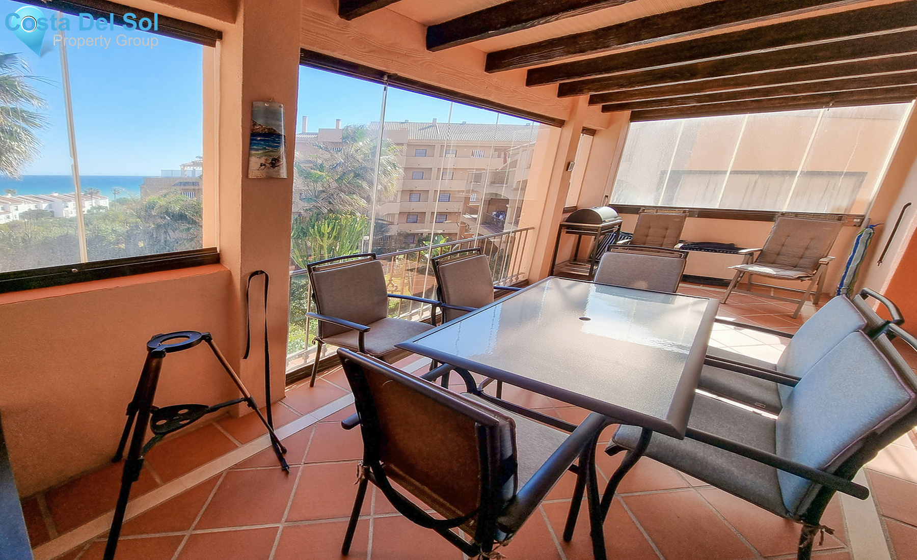 Middle Floor Apartment in La Duquesa-1302685