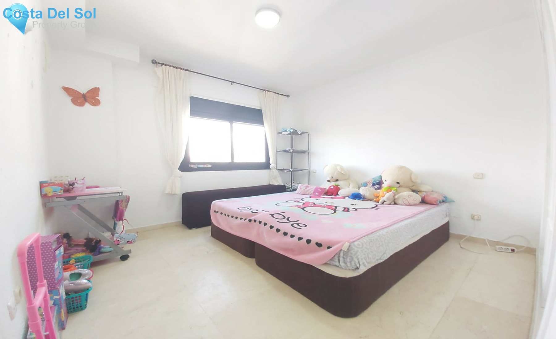 Middle Floor Apartment in La Duquesa-1324233