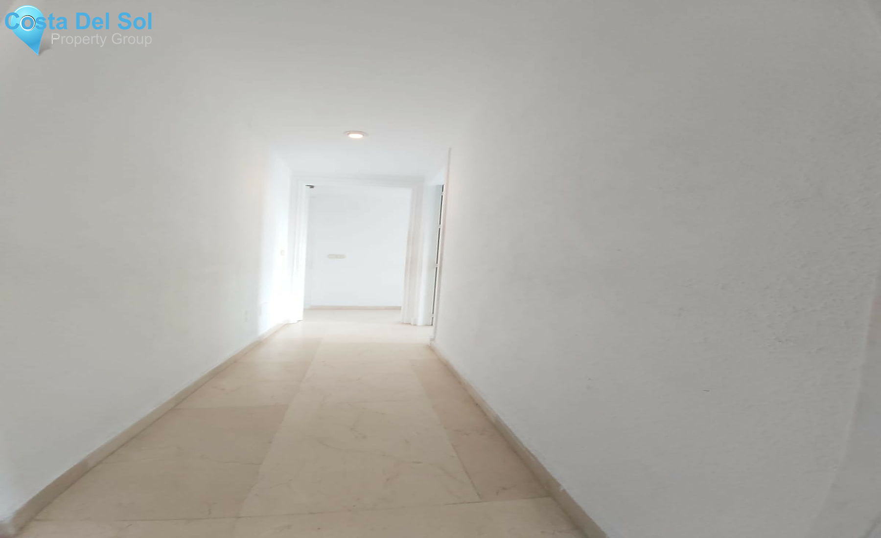 Middle Floor Apartment in La Duquesa-1324235