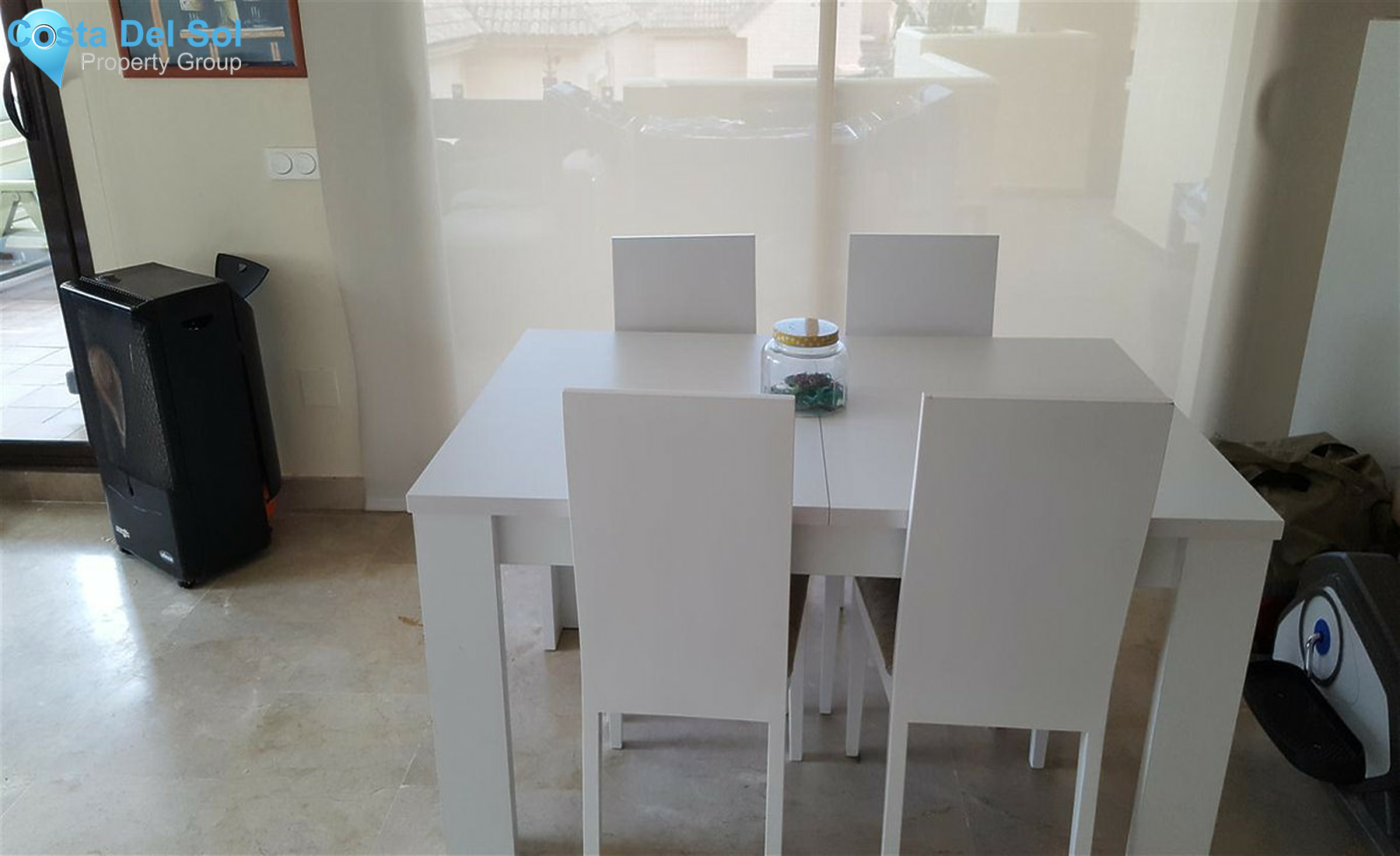 Middle Floor Apartment in La Duquesa-1357151