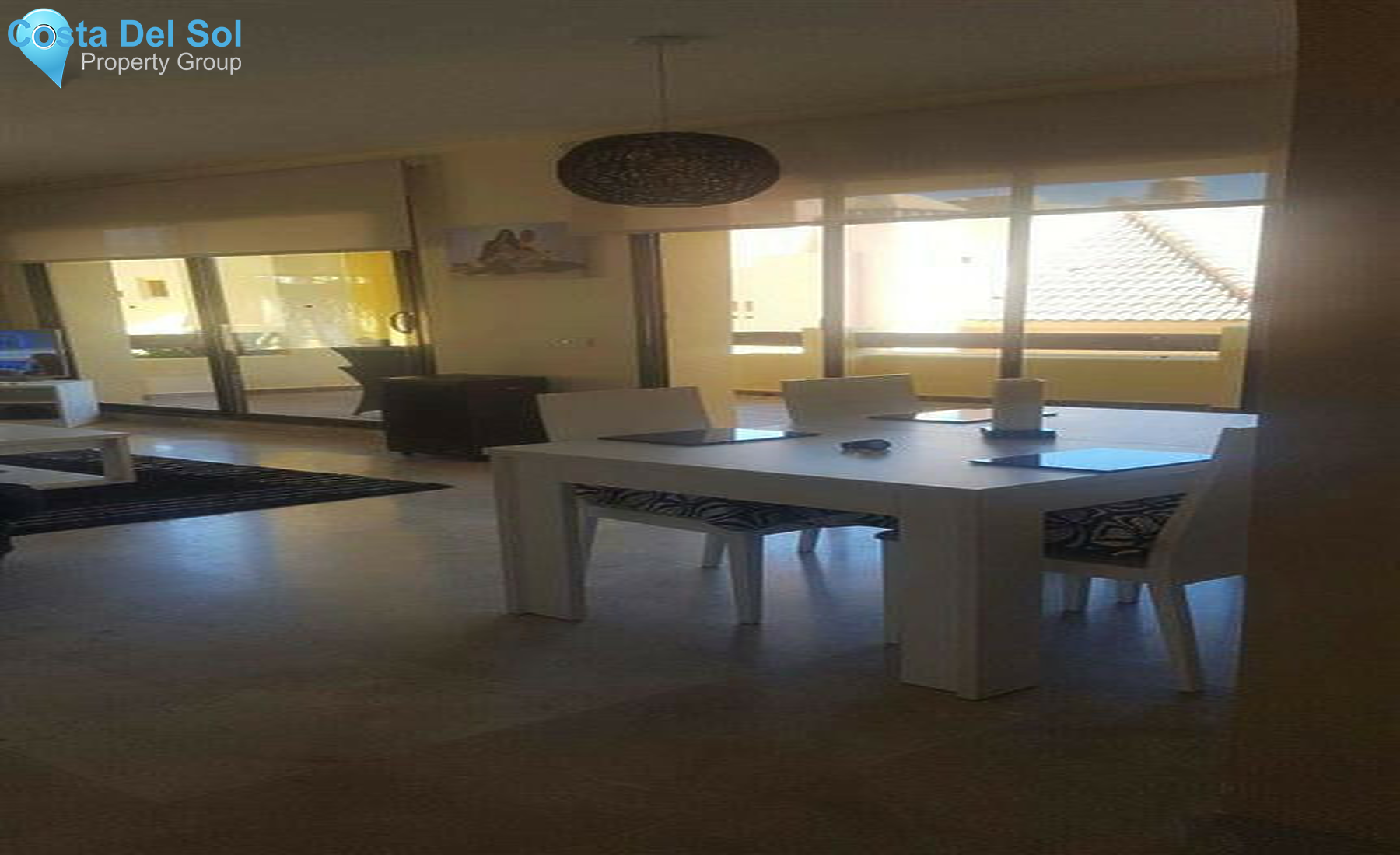 Middle Floor Apartment in La Duquesa-1357140