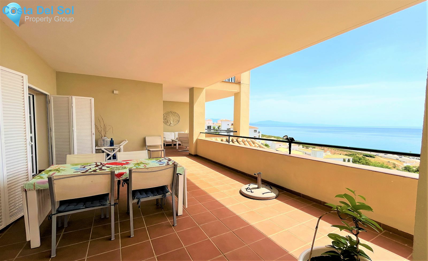 Middle Floor Apartment in La Duquesa-1156039