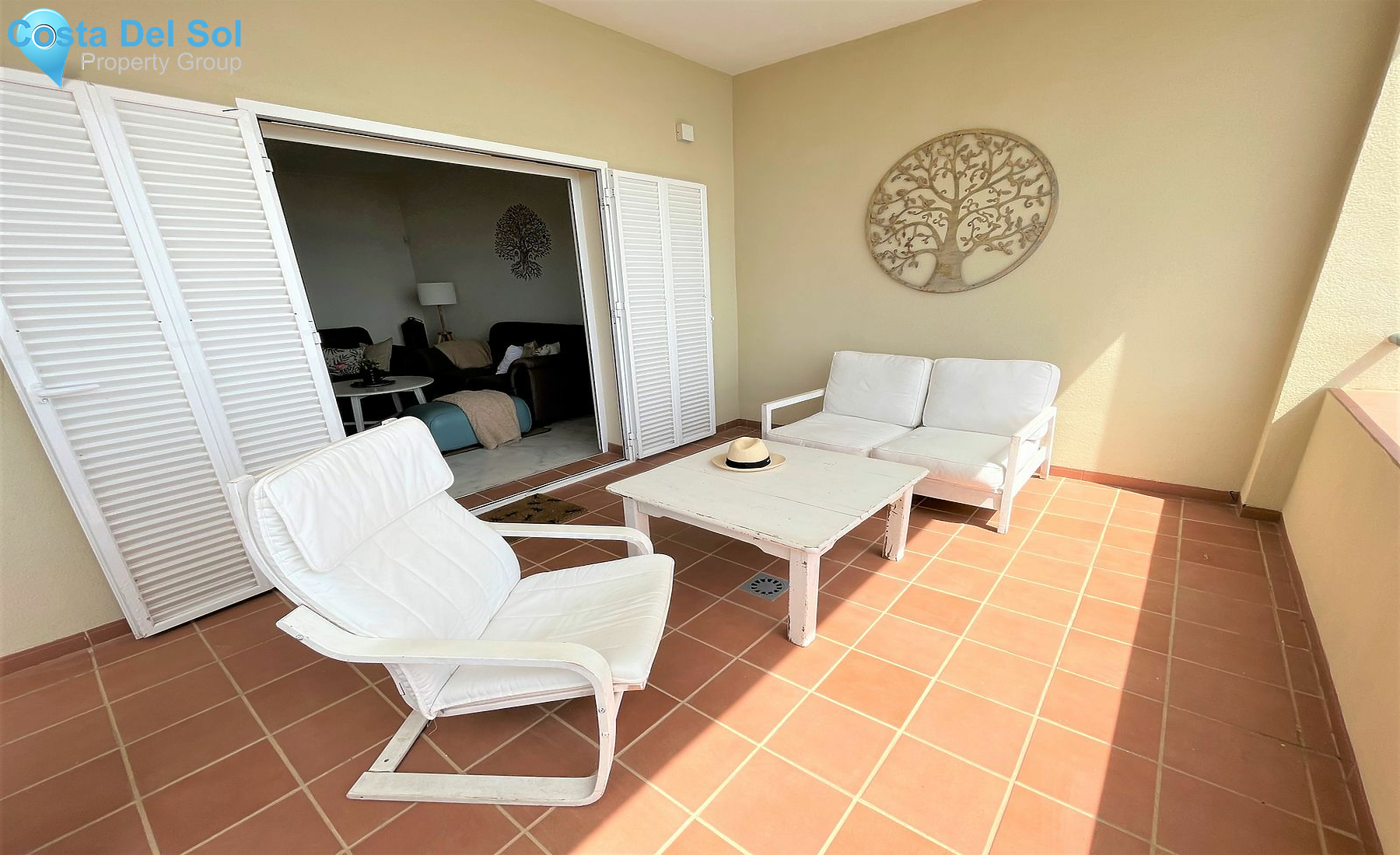 Middle Floor Apartment in La Duquesa-1156041