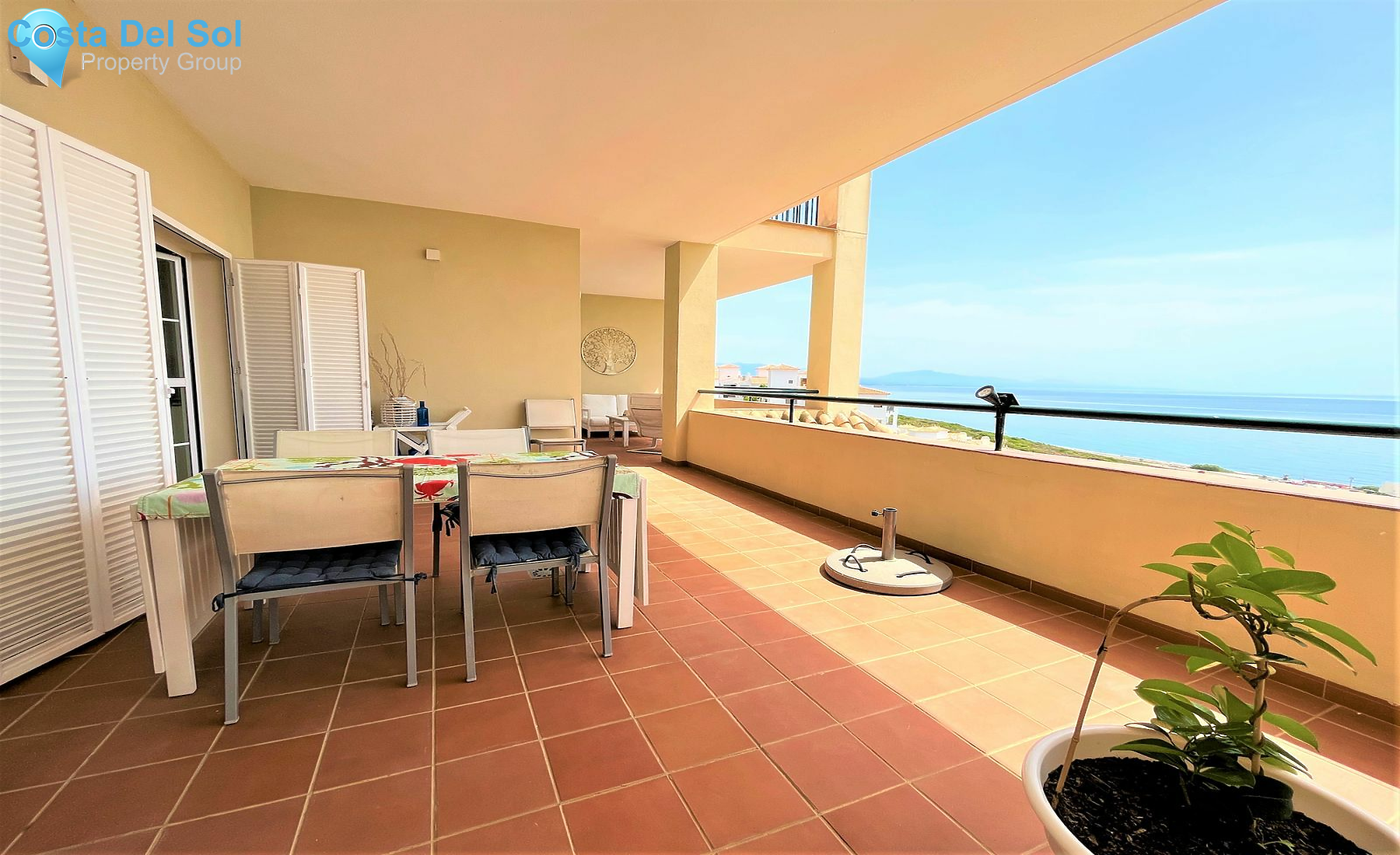 Middle Floor Apartment in La Duquesa-1156042