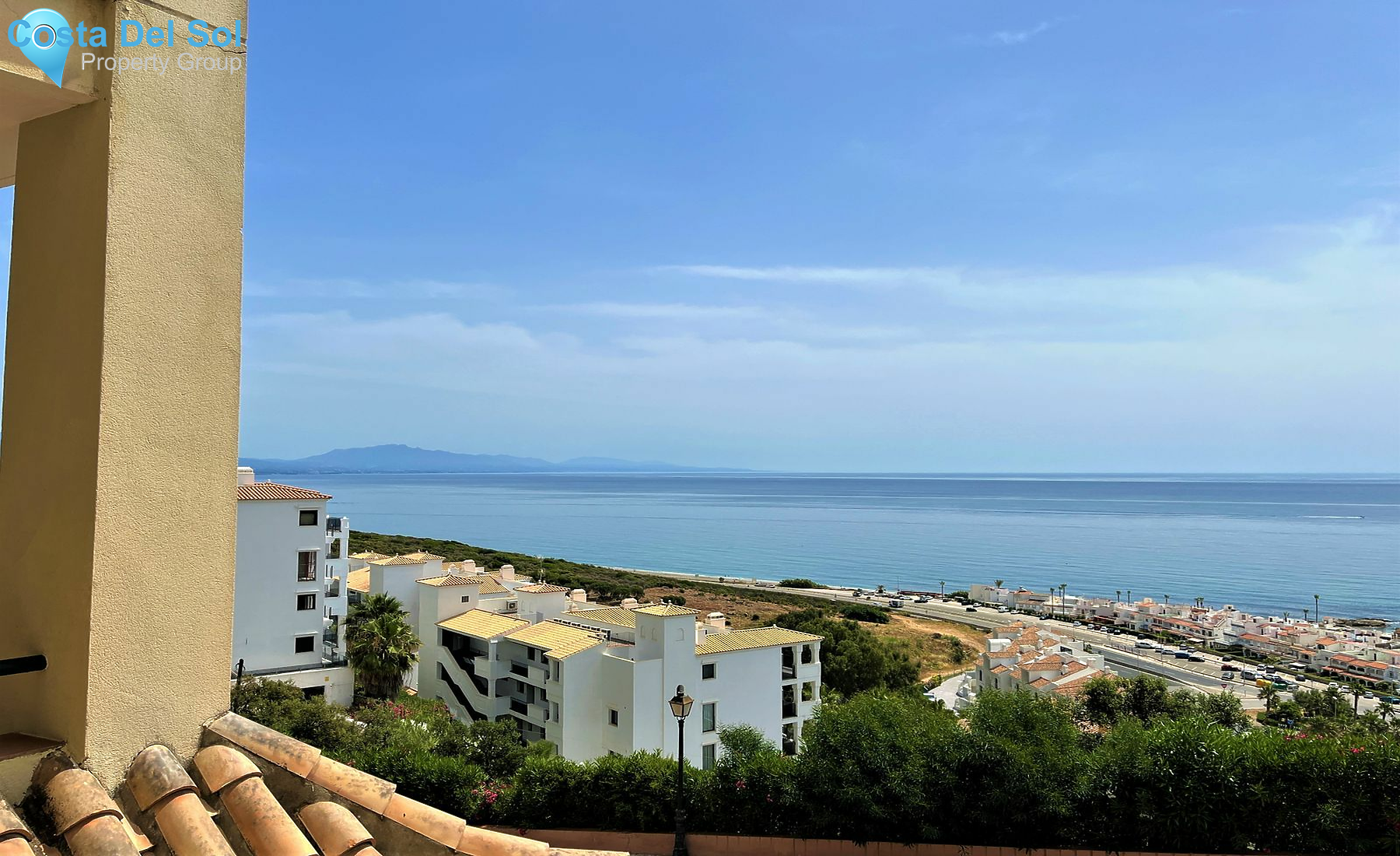 Middle Floor Apartment in La Duquesa-1156045