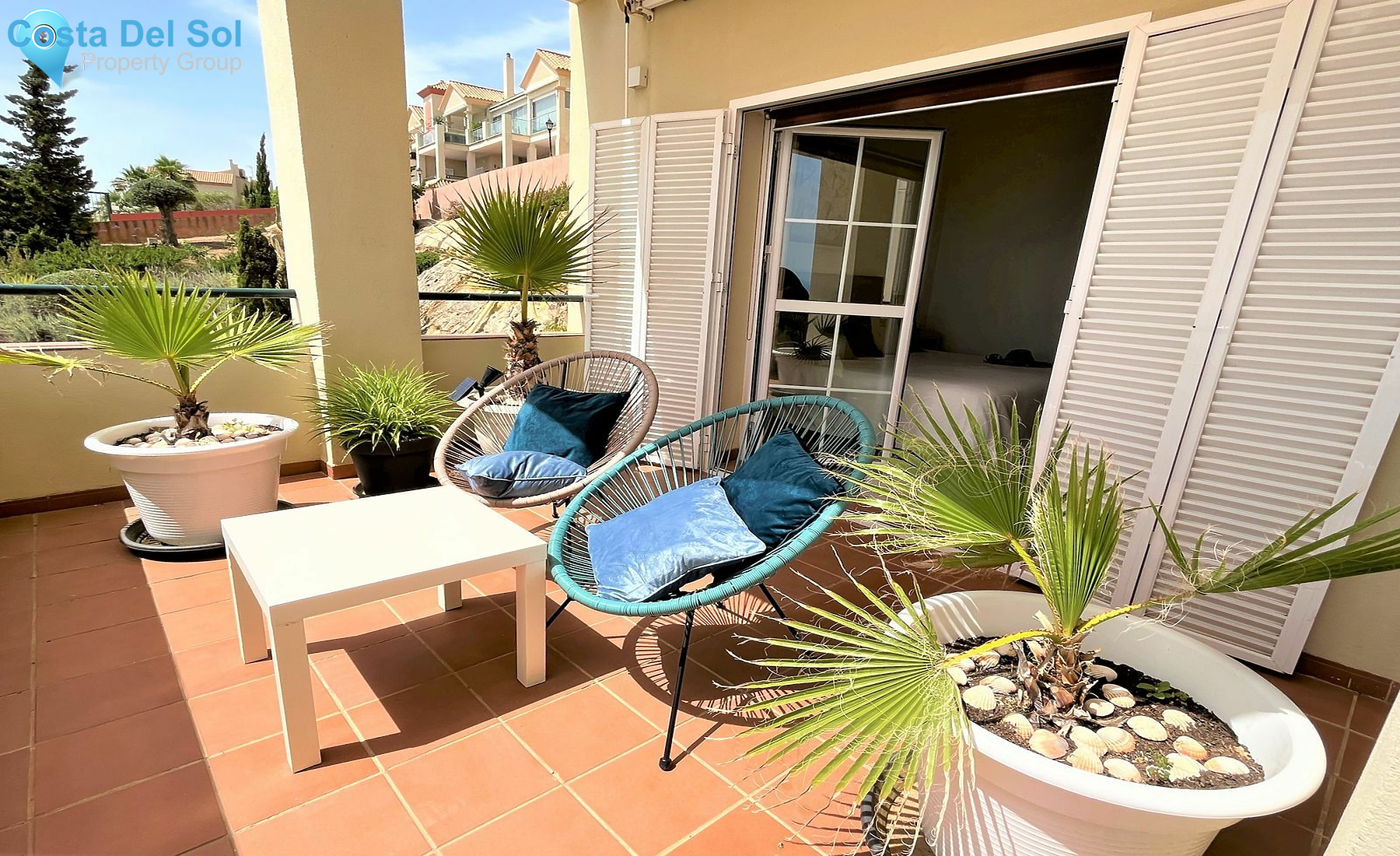 Middle Floor Apartment in La Duquesa-1156037