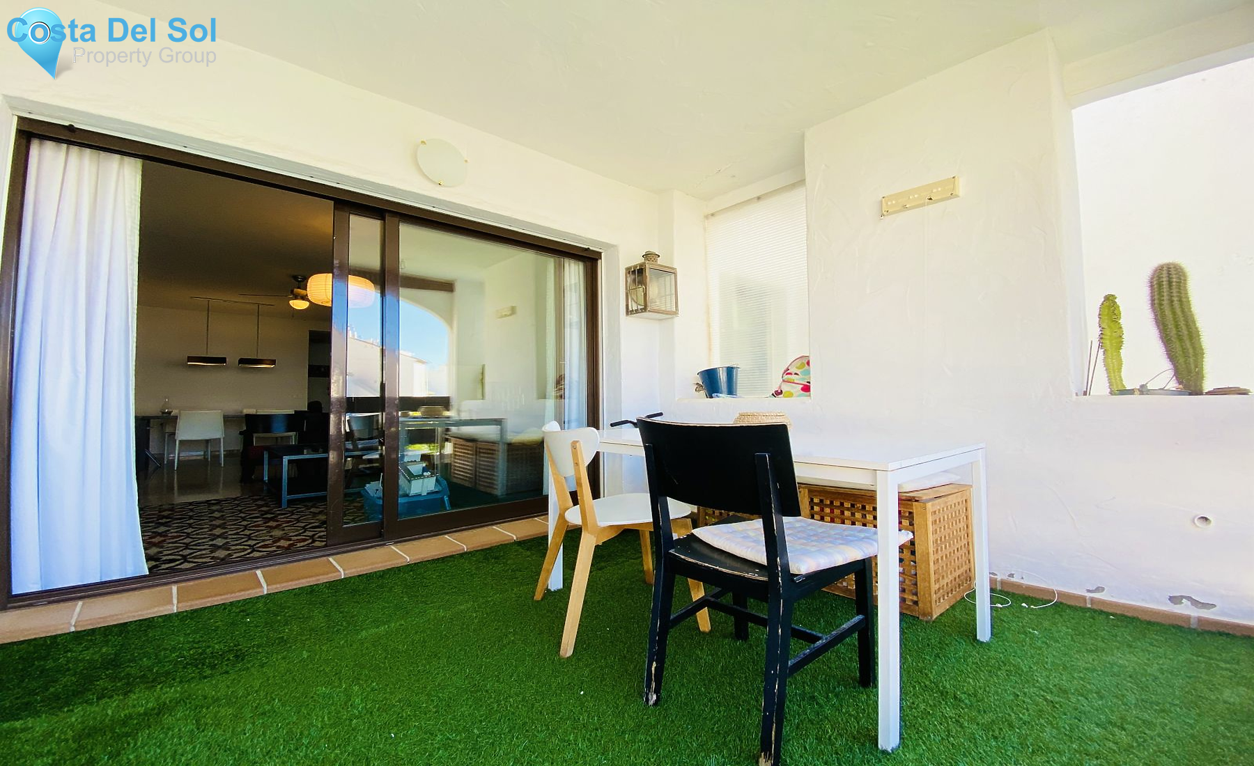 Middle Floor Apartment in La Duquesa-1204457