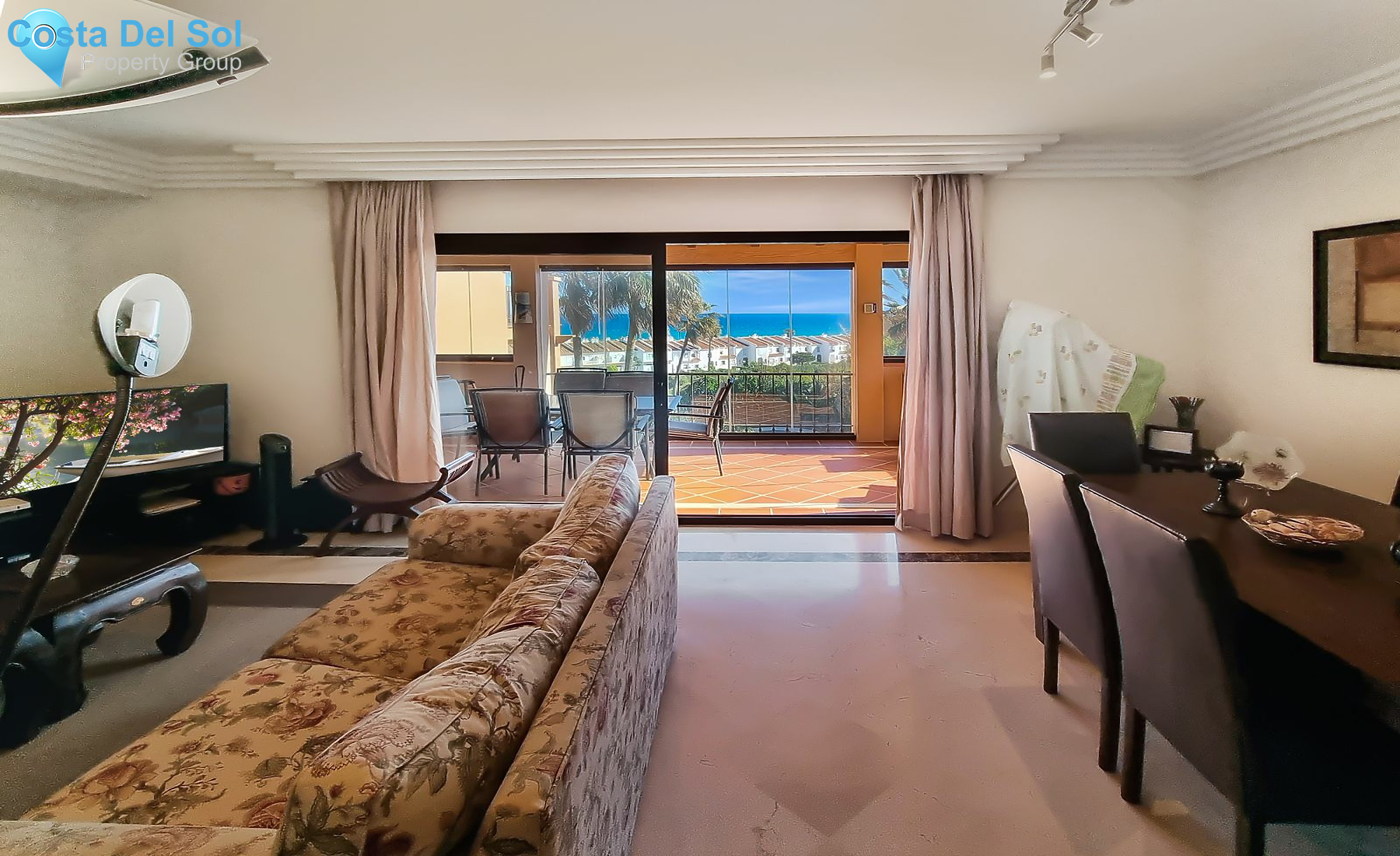 Middle Floor Apartment in La Duquesa-1204726