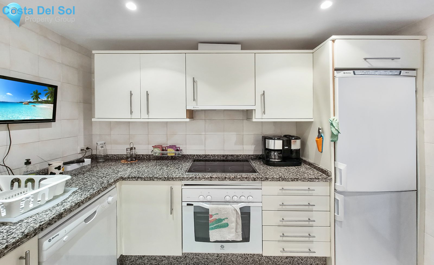 Middle Floor Apartment in La Duquesa-1204733