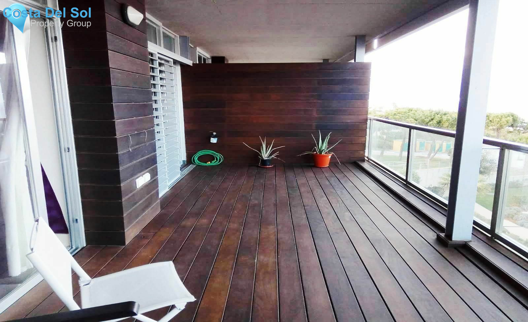 Middle Floor Apartment in La Duquesa-1395132