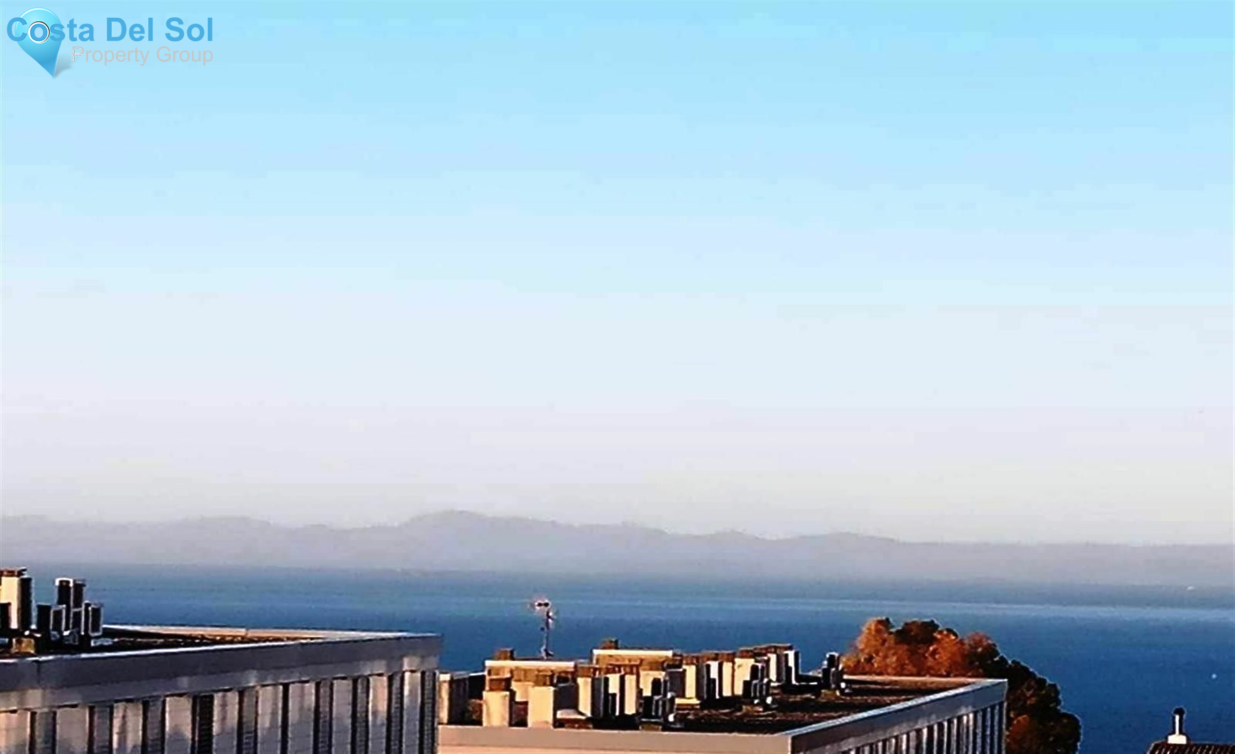 Middle Floor Apartment in La Duquesa-1395136