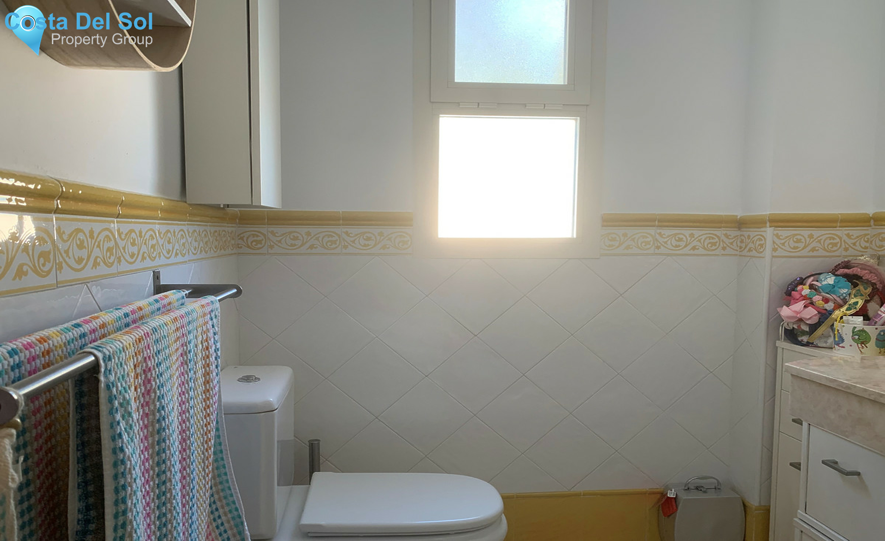 Middle Floor Apartment in La Mairena-1311614