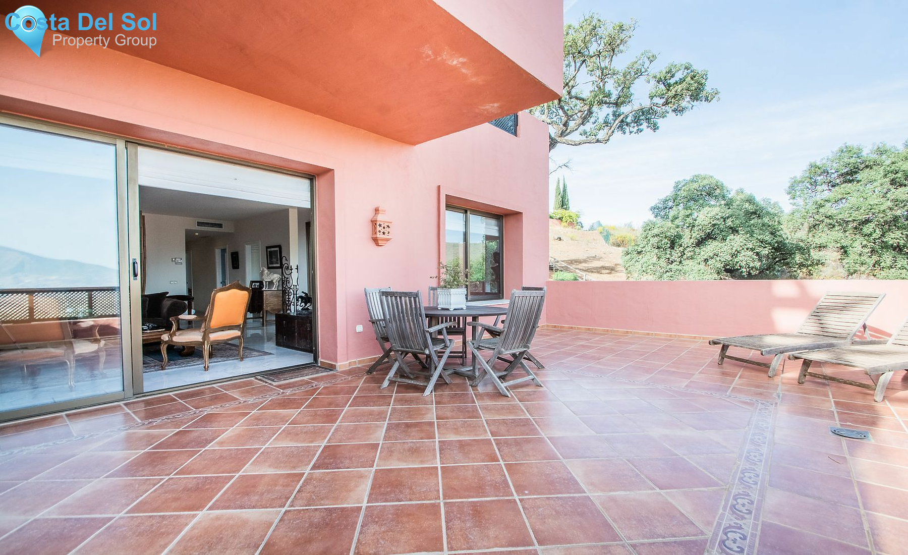 Middle Floor Apartment in La Mairena-1551904