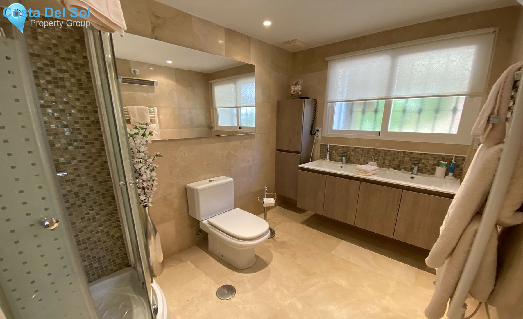 Middle Floor Apartment in La Quinta-1263237