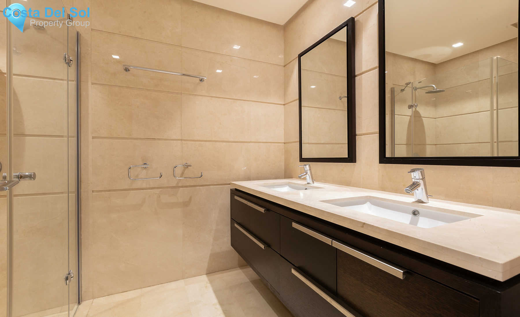 Middle Floor Apartment in La Quinta-1295547