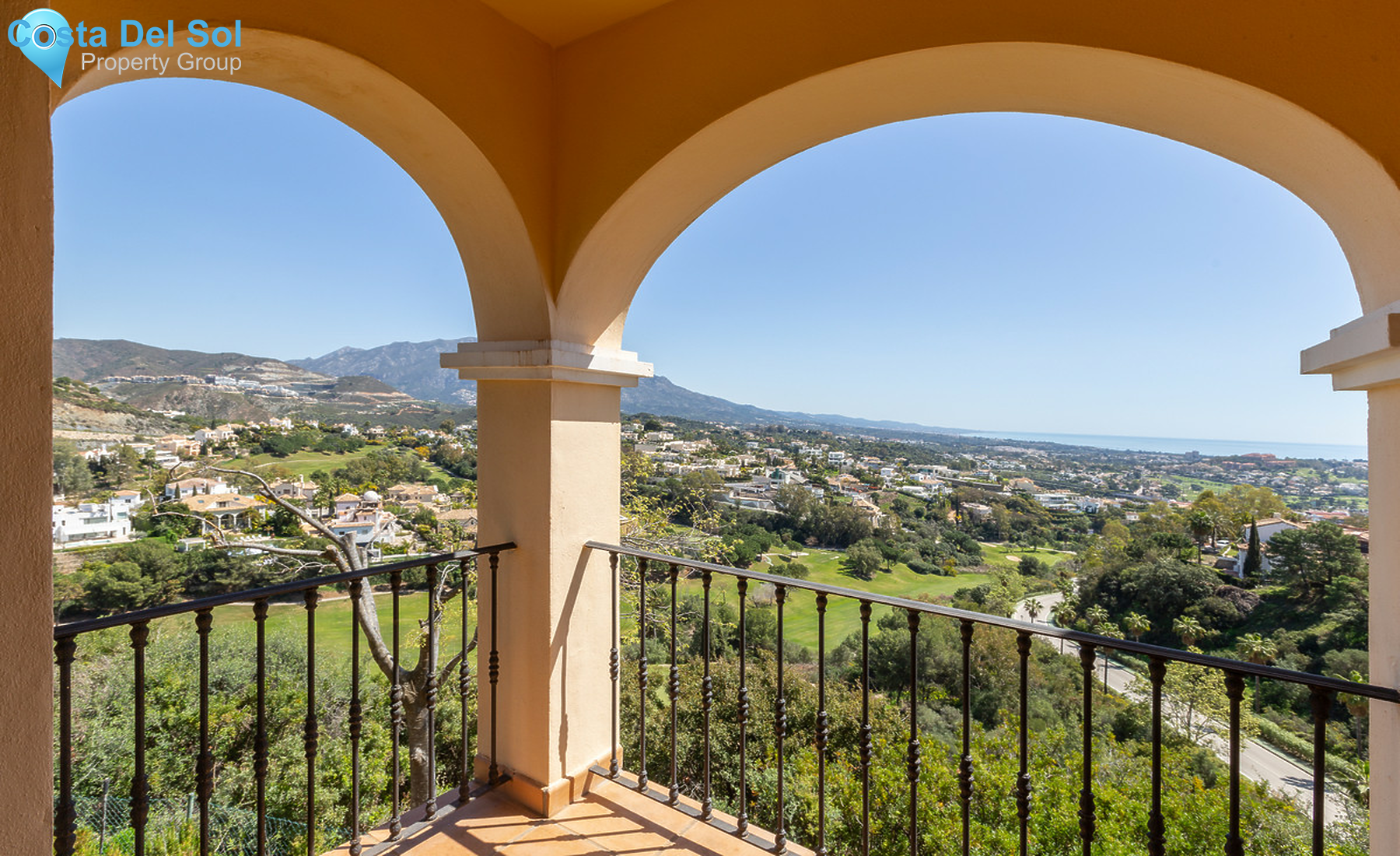 Middle Floor Apartment in La Quinta-1295537