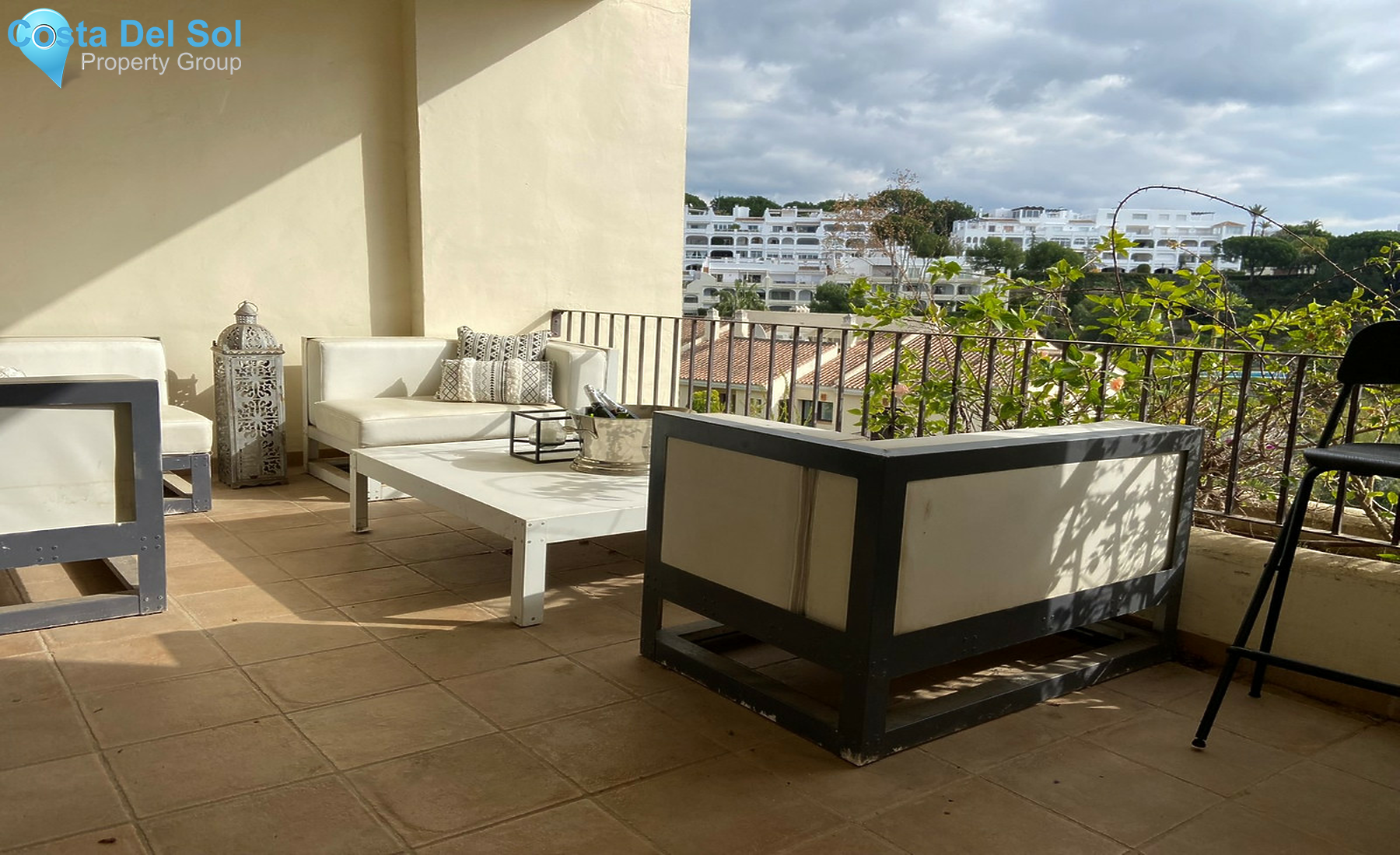 Middle Floor Apartment in La Quinta-1317823