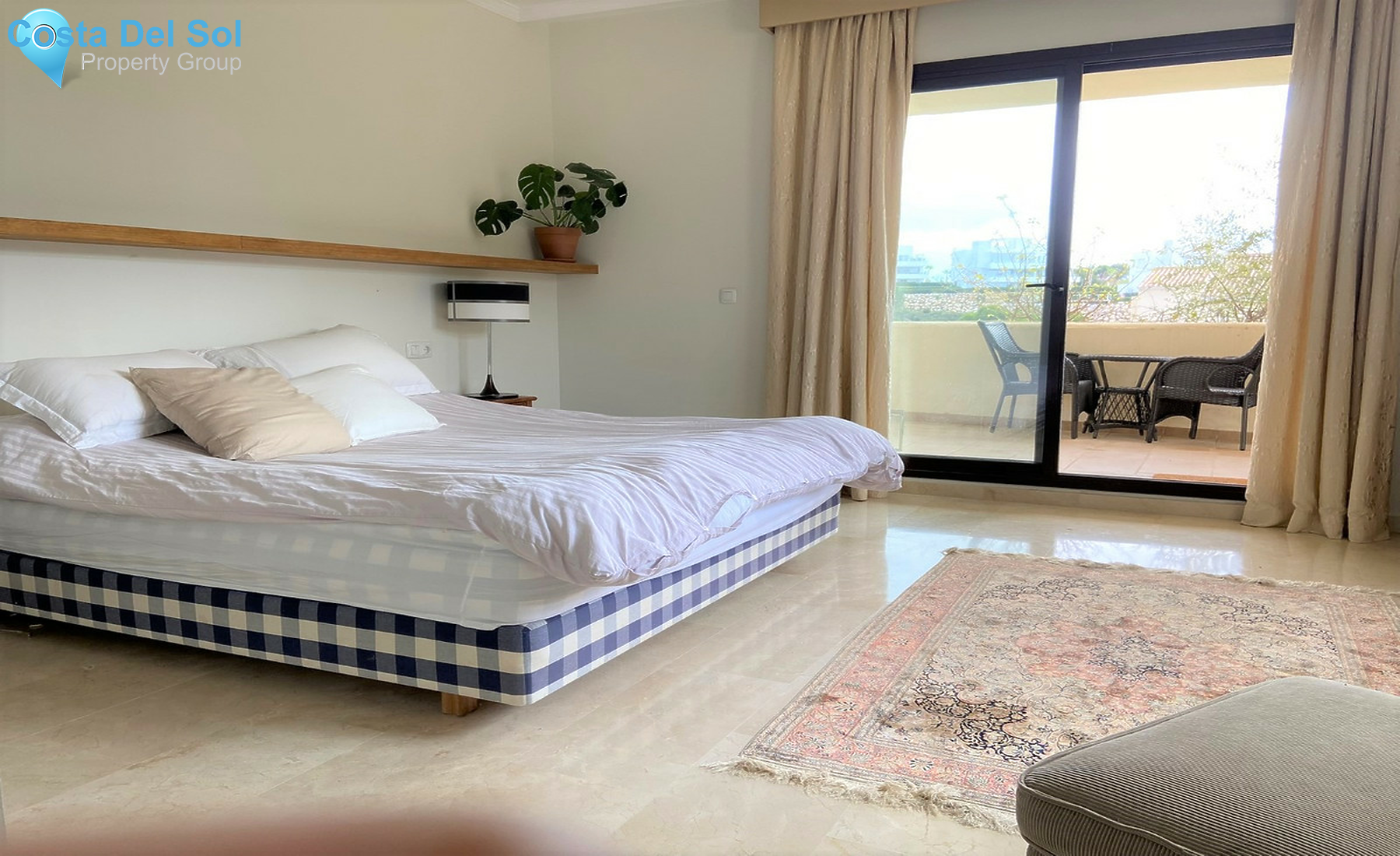 Middle Floor Apartment in La Quinta-1317828