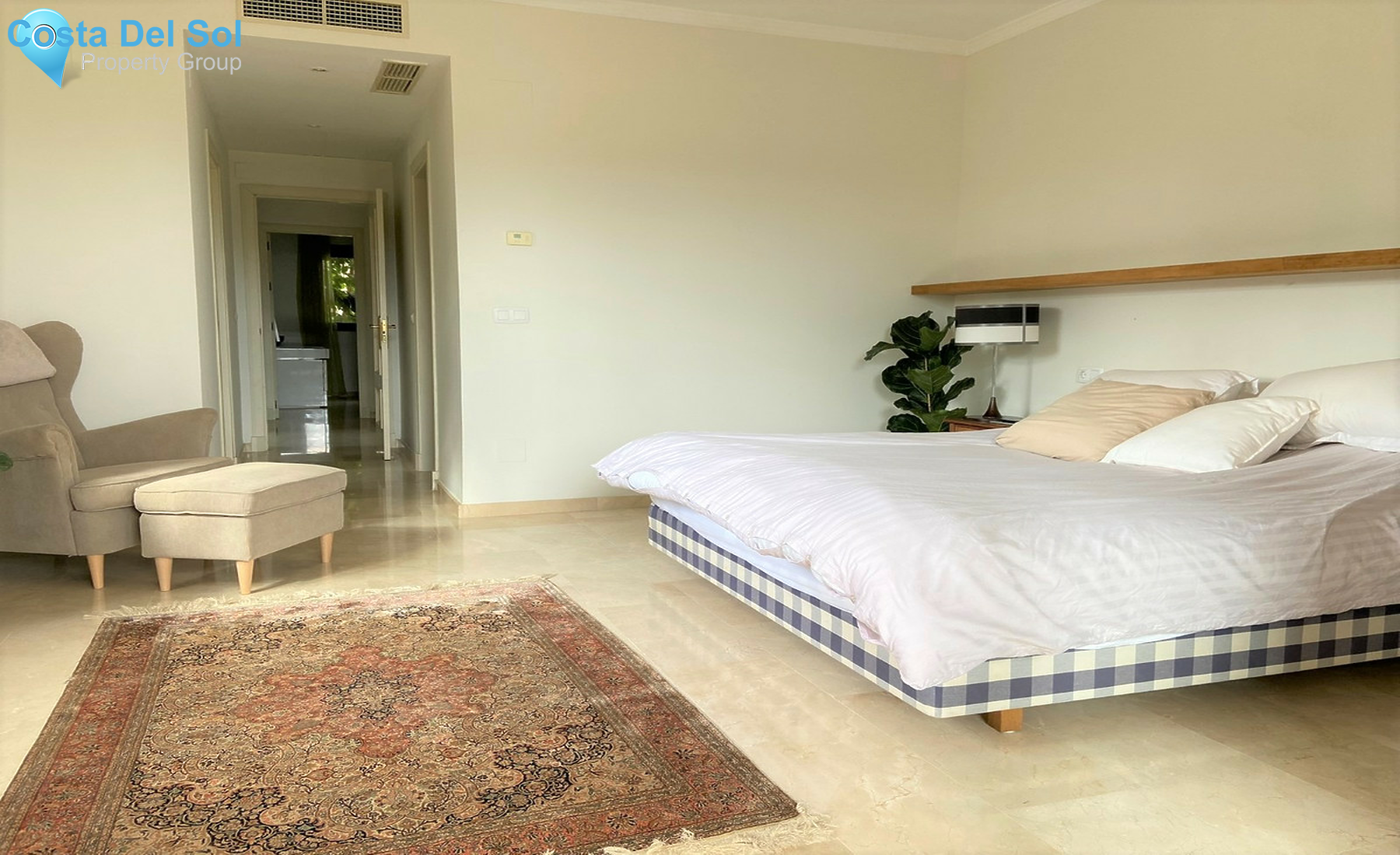 Middle Floor Apartment in La Quinta-1317818