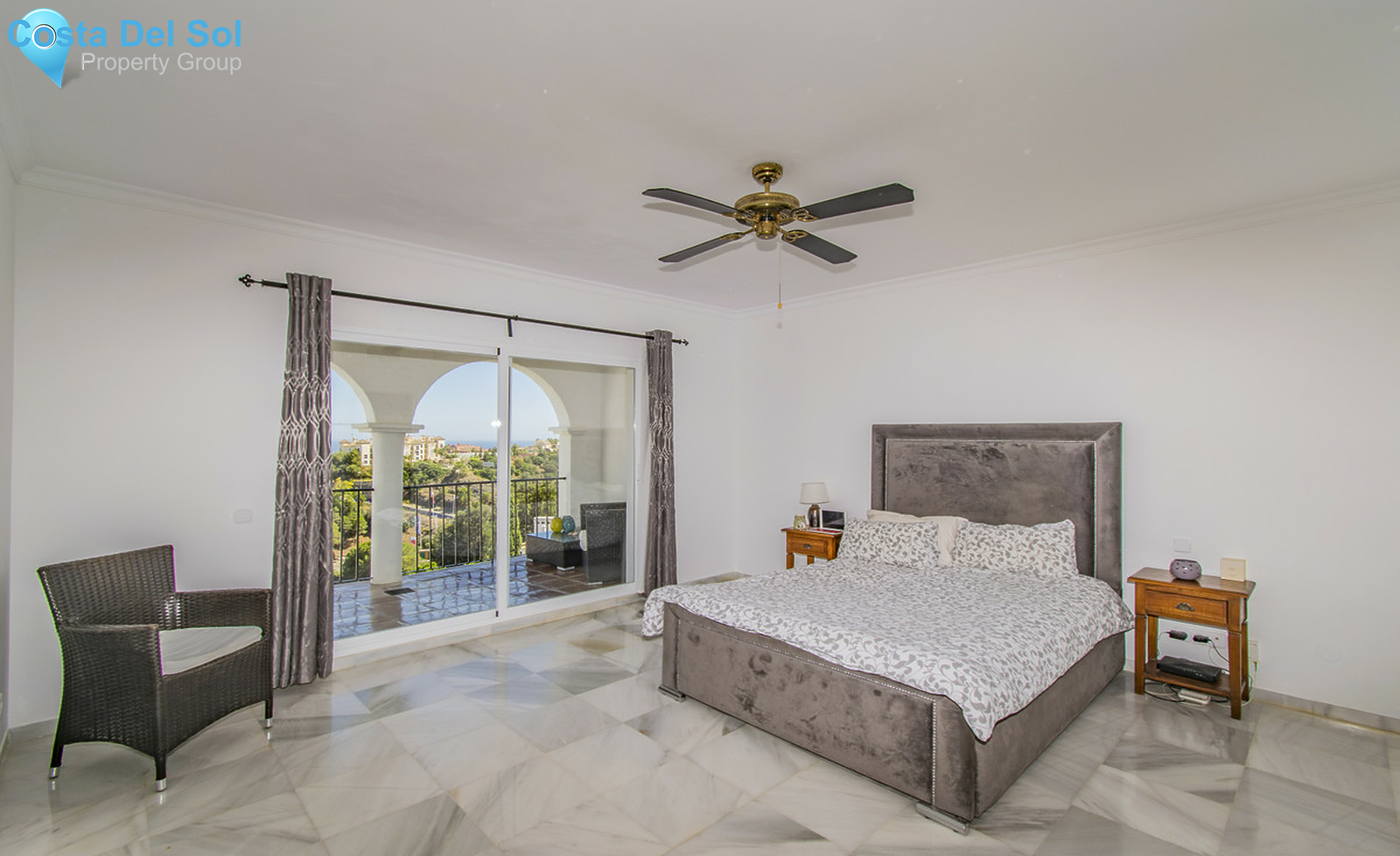 Middle Floor Apartment in La Quinta-1405029