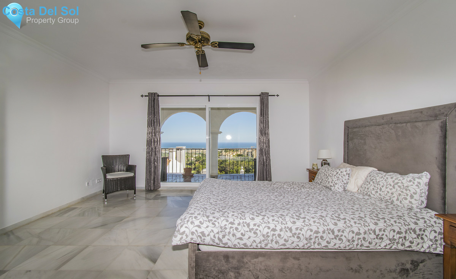 Middle Floor Apartment in La Quinta-1405022