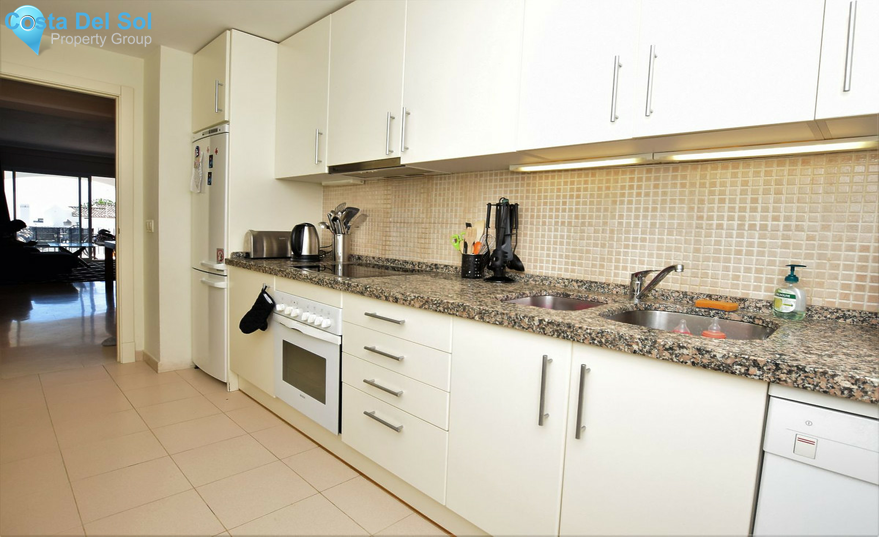 Middle Floor Apartment in La Quinta-1406627